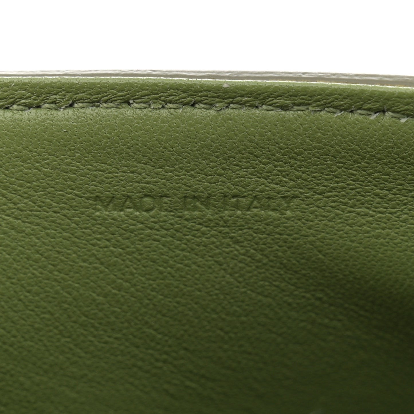 Natural Calfskin Besace Small 16 Soft Khaki