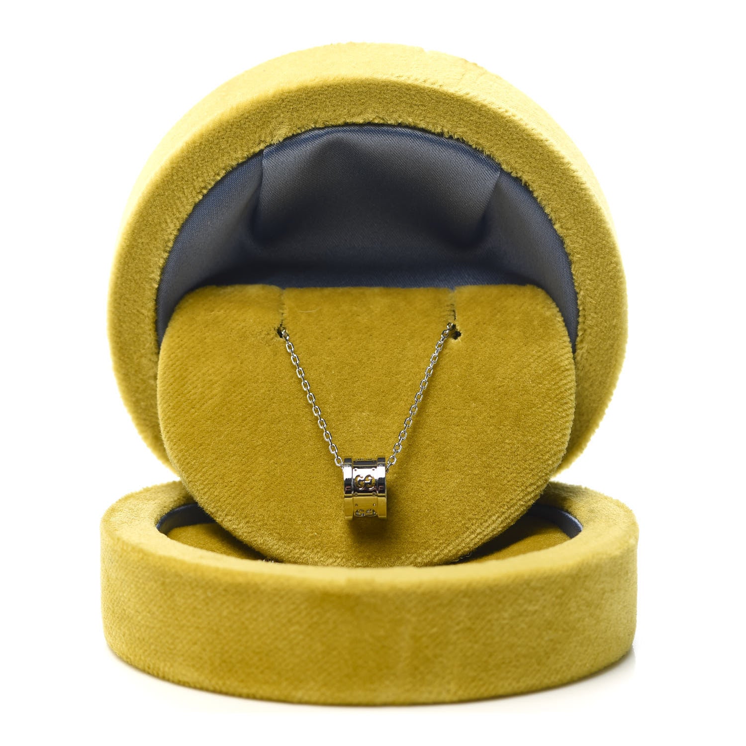 Gucci 18K White Gold Icon Twirl Pendant Necklace 6 of 6