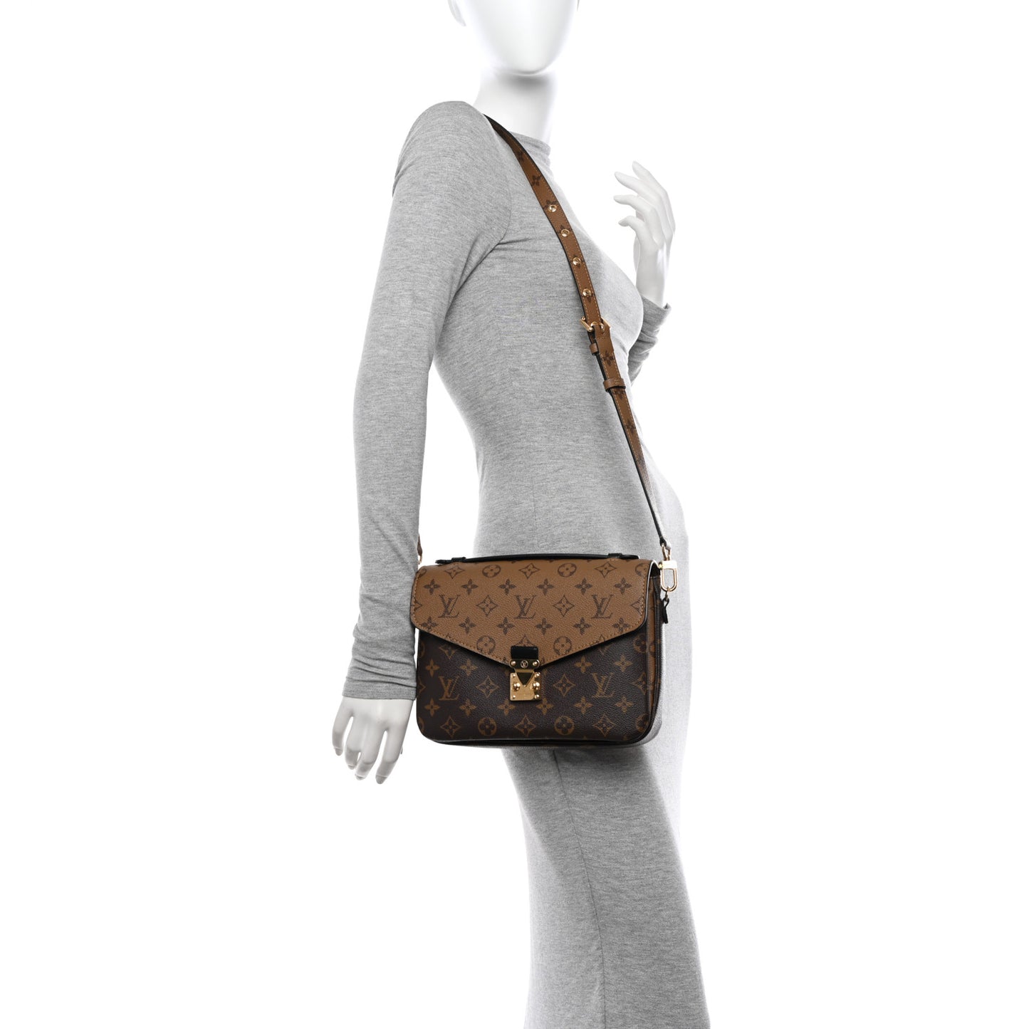Reverse Monogram Pochette Metis