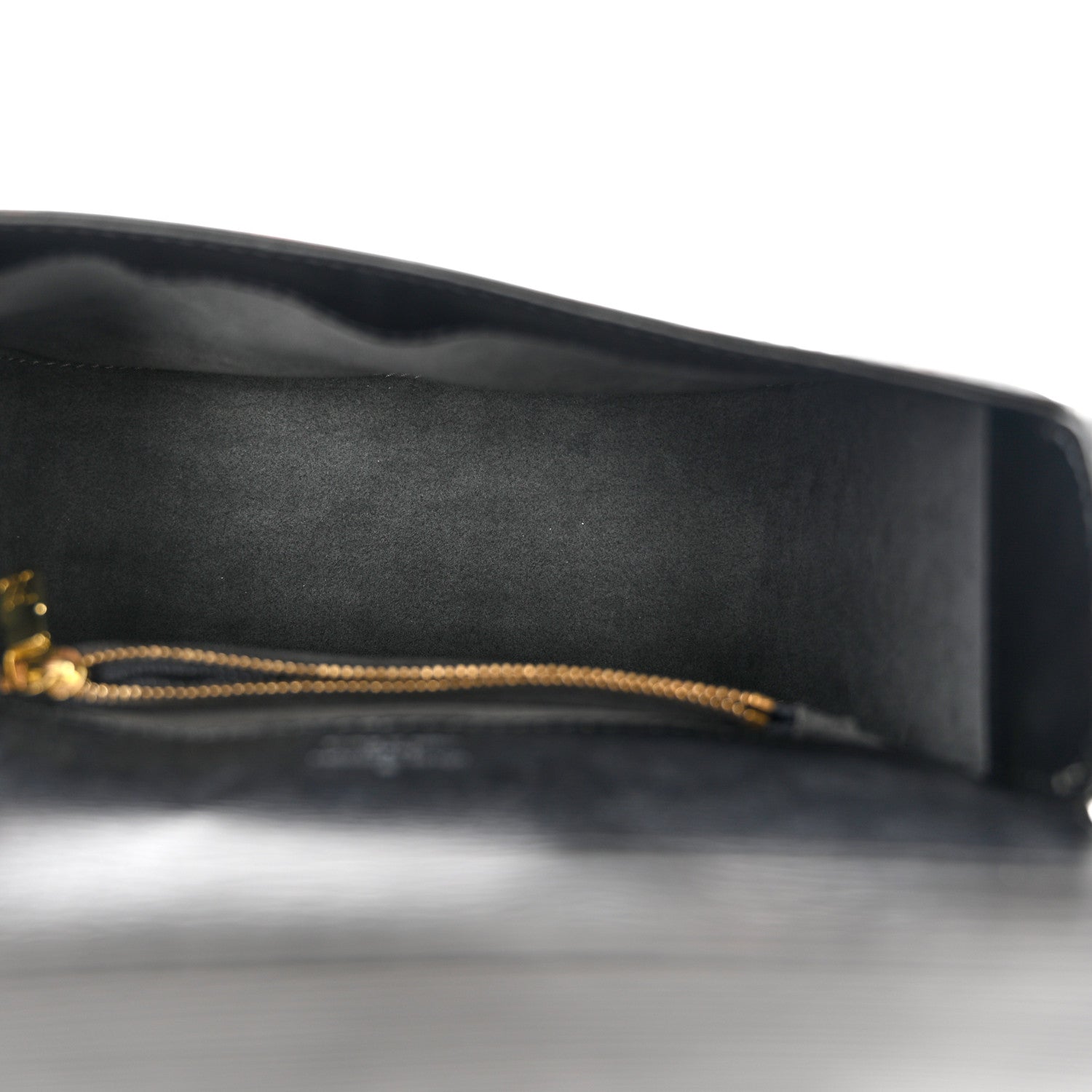 Louis Vuitton Epi Buci Black 5 of 9
