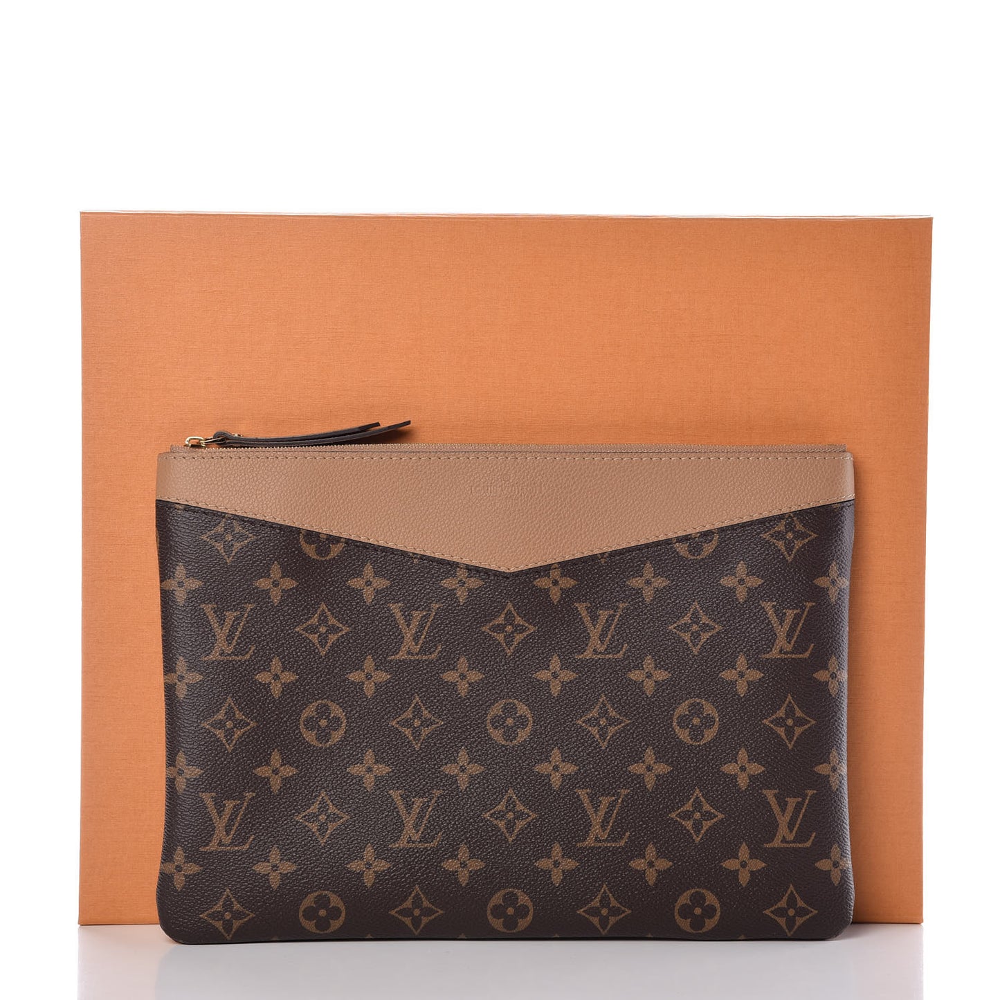 Monogram Daily Pouch Sesame