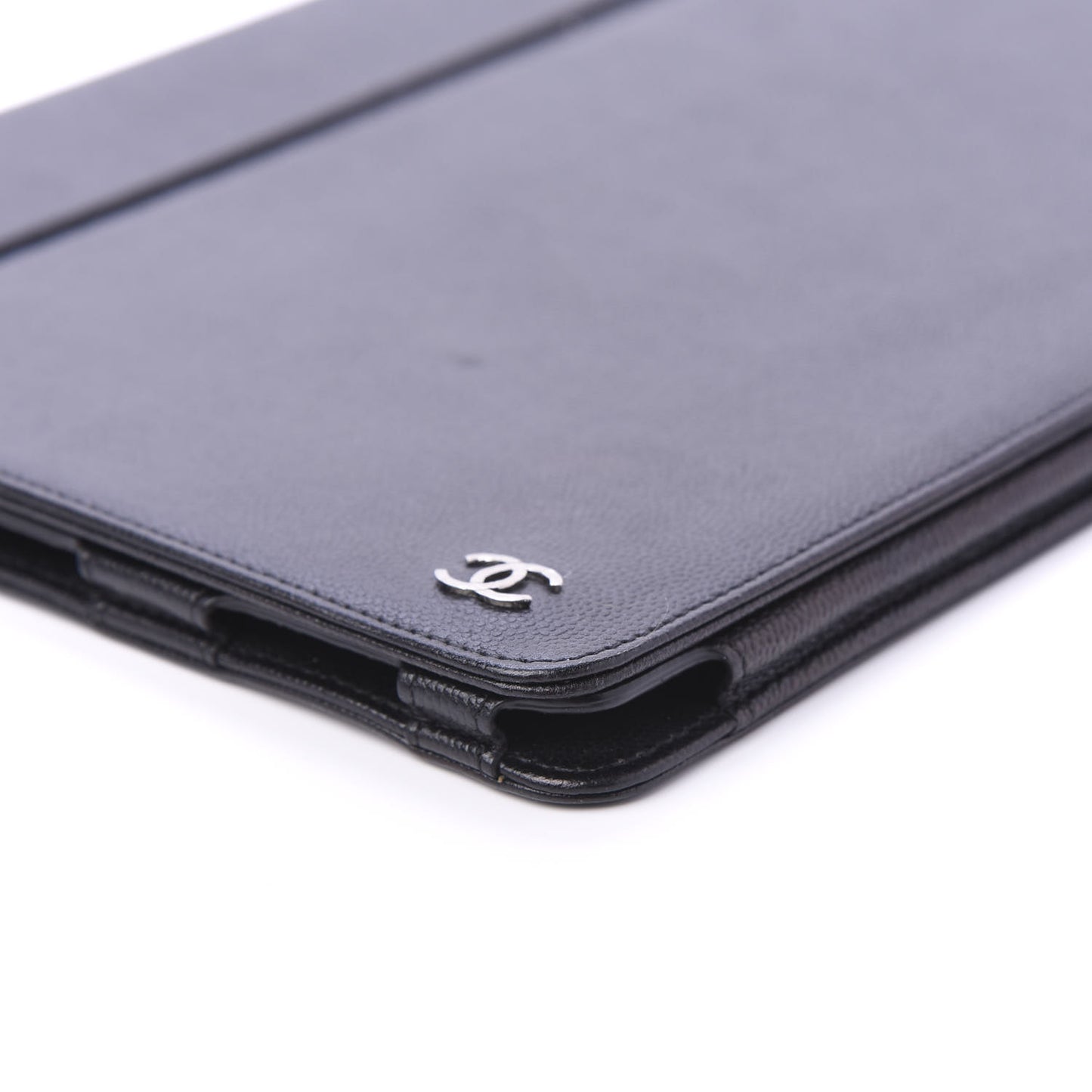 Caviar Sevruga iPad Case Black