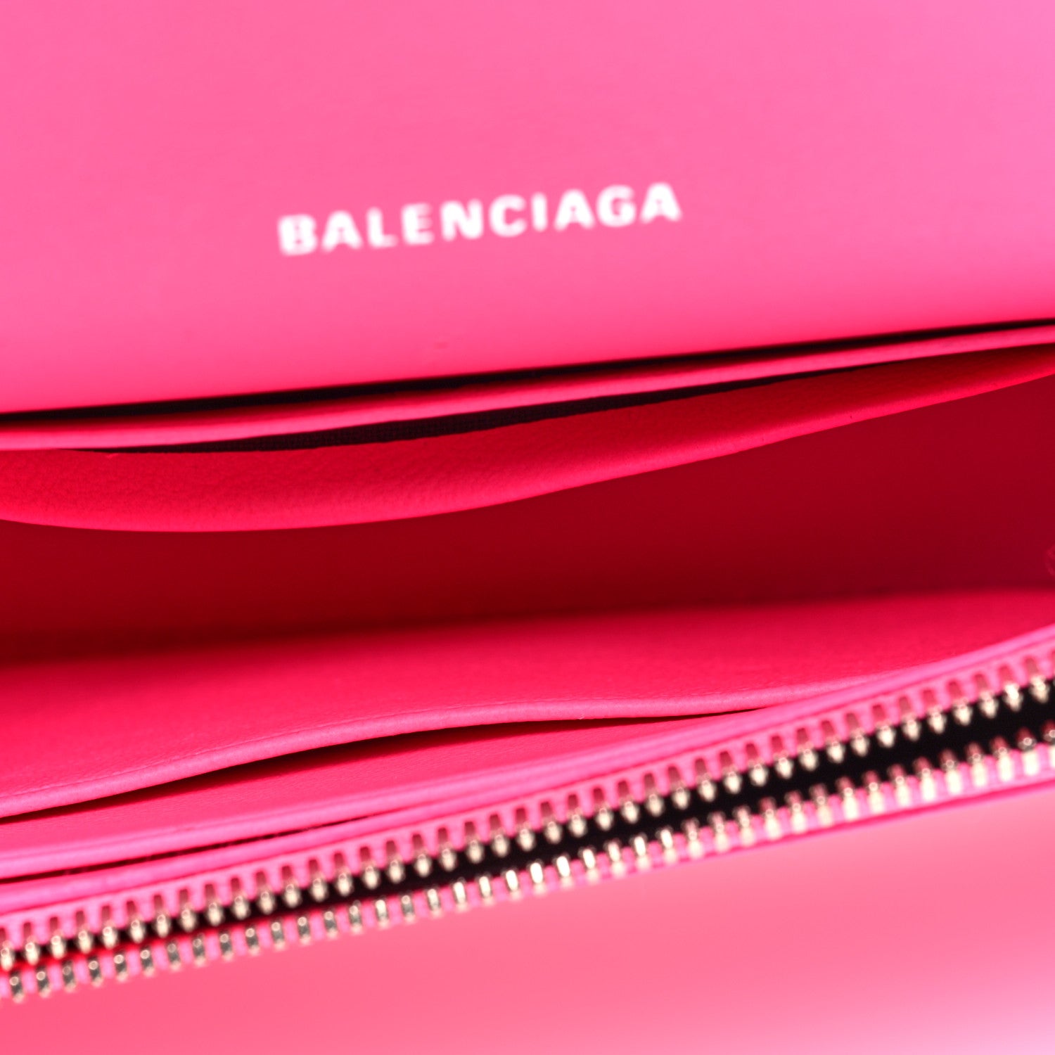 Balenciaga Shiny Box Calfskin XS Hourglass Wallet On Chain Fluo Pink 5 of 9