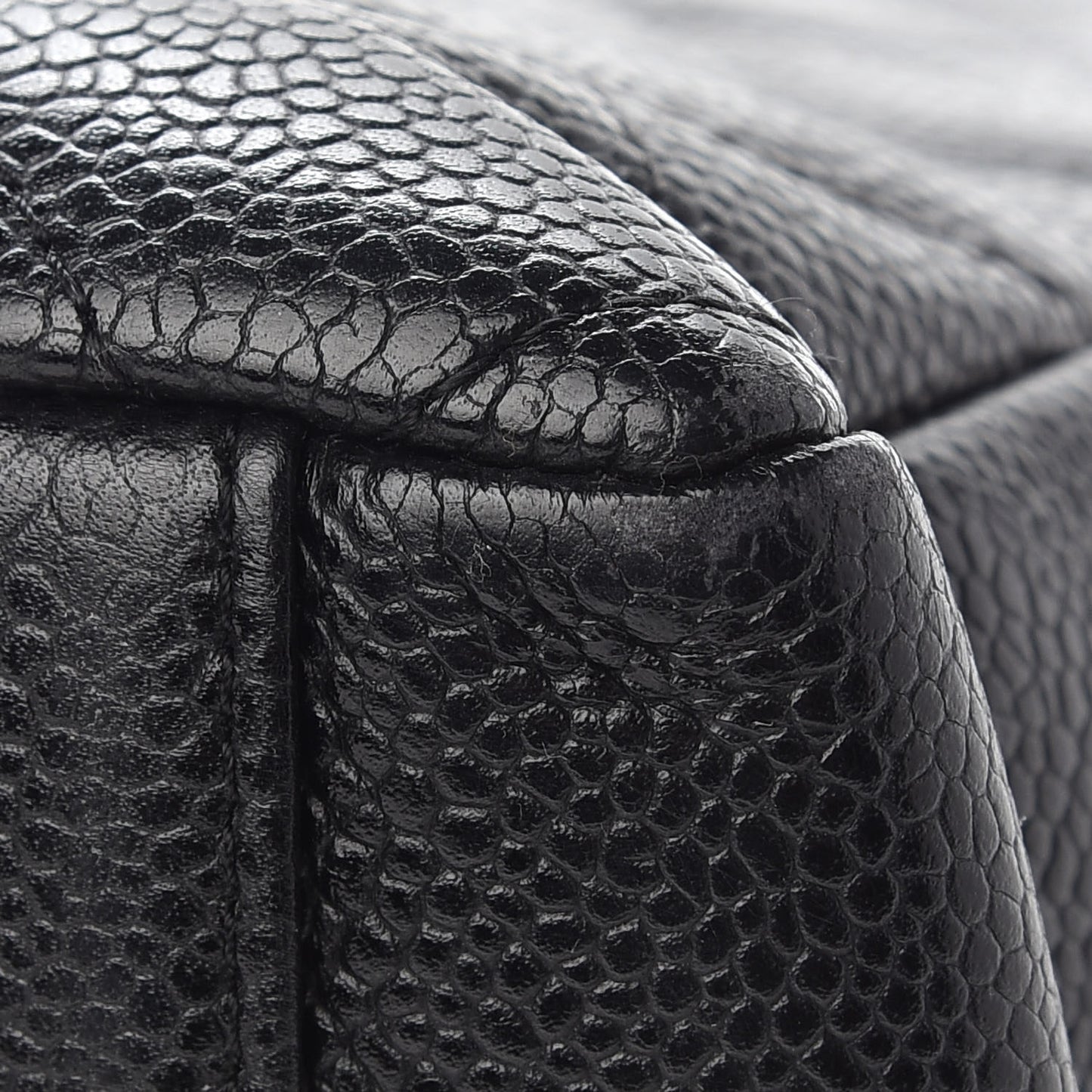Caviar Quilted Petit Shopping Tote PST Black