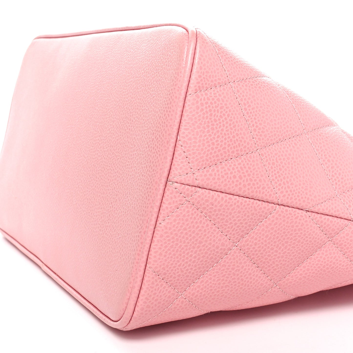 Caviar Medallion CC Tote Light Pink