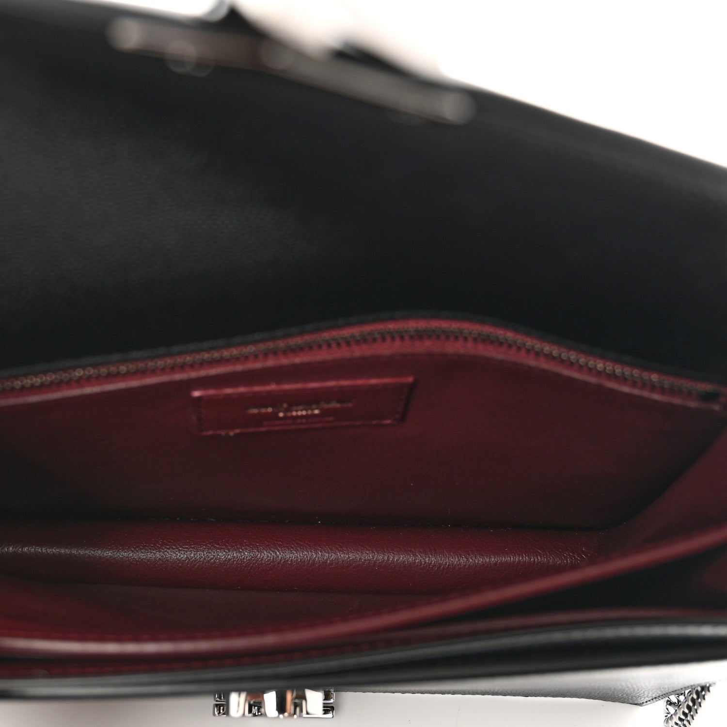 Saint Laurent Grain De Poudre Monogram Cassandra Clasp Bag Black Rouge Legion 5 of 10