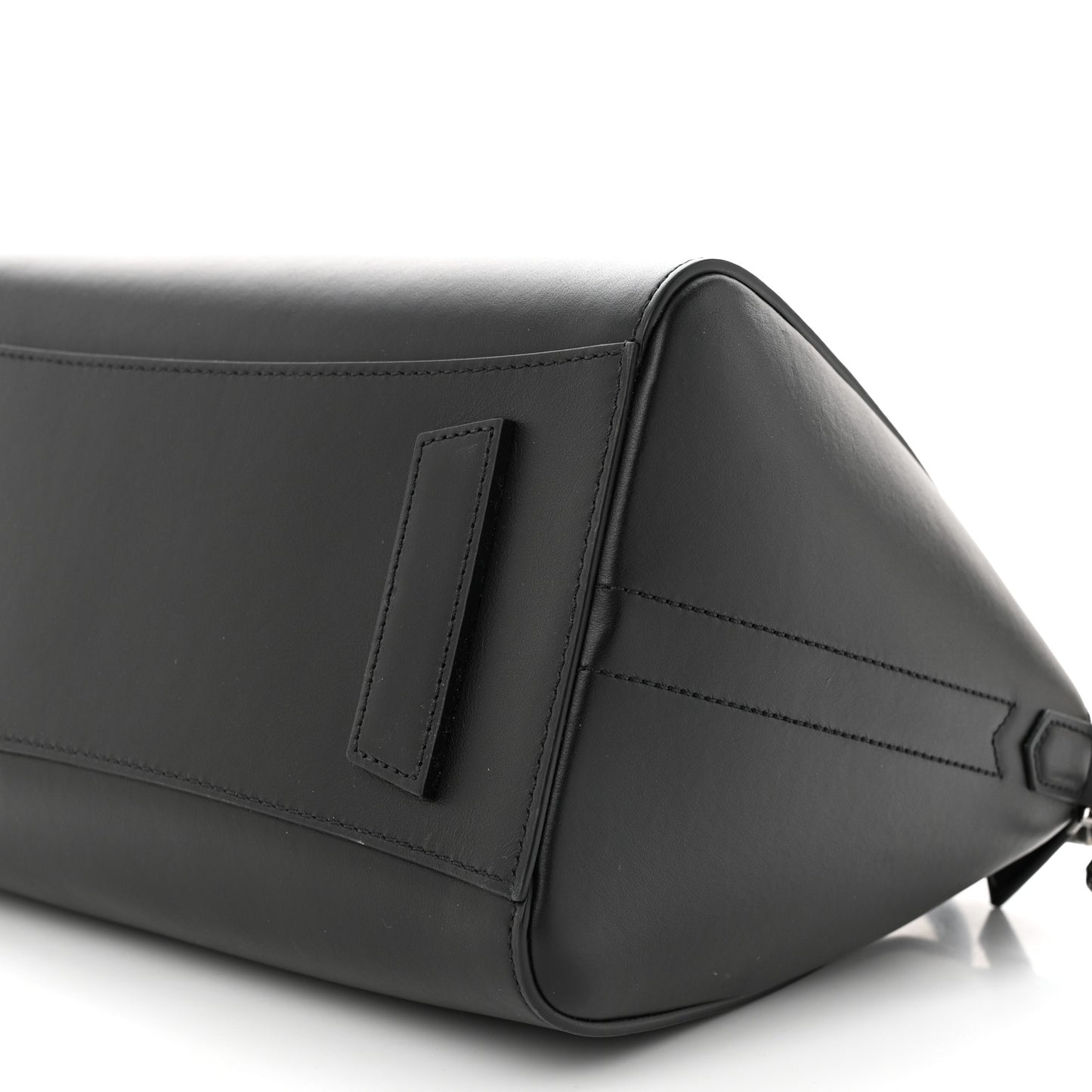 Smooth Calfskin Chains Small Antigona Black