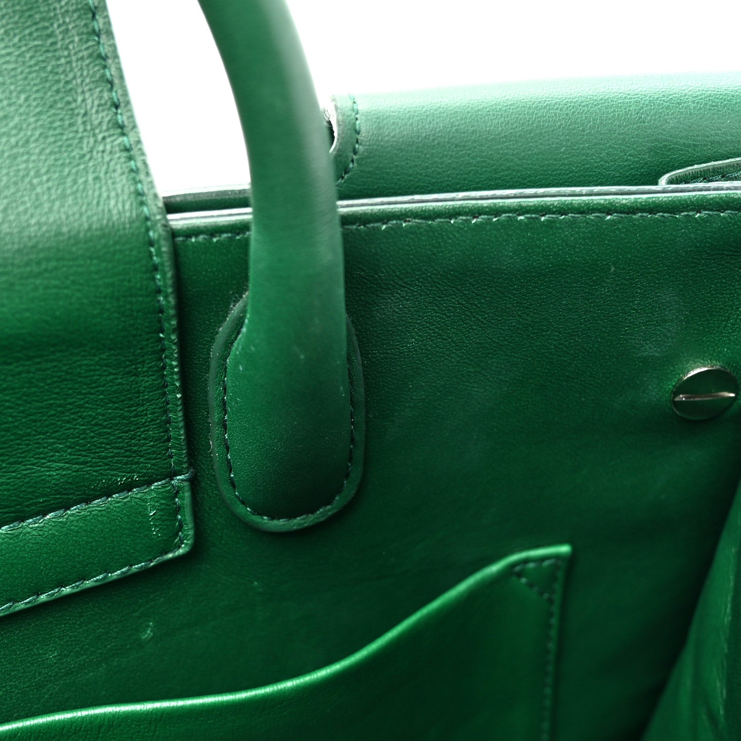 Grained Calfskin Diorever Flap Green