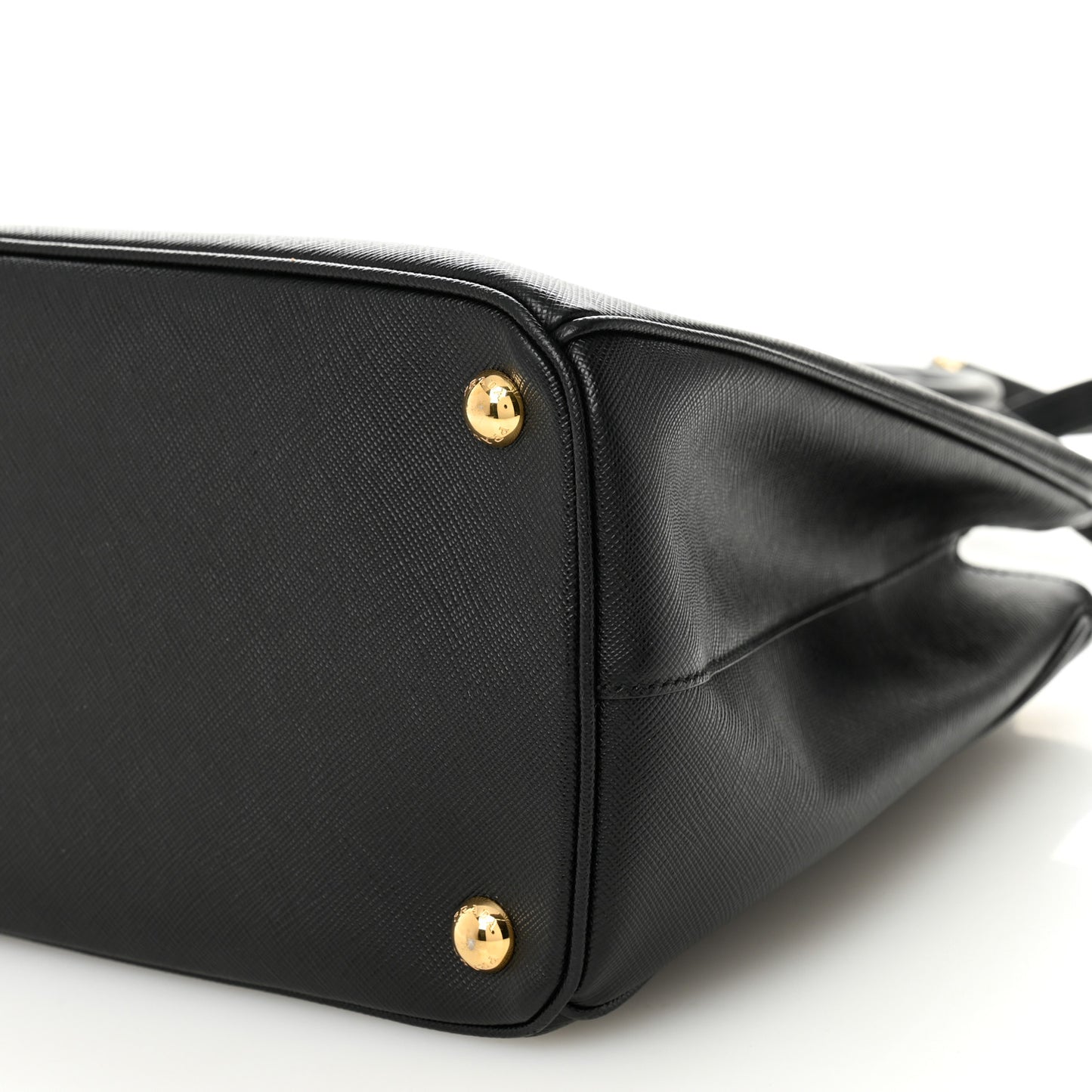 Saffiano Lux Medium Tote Black