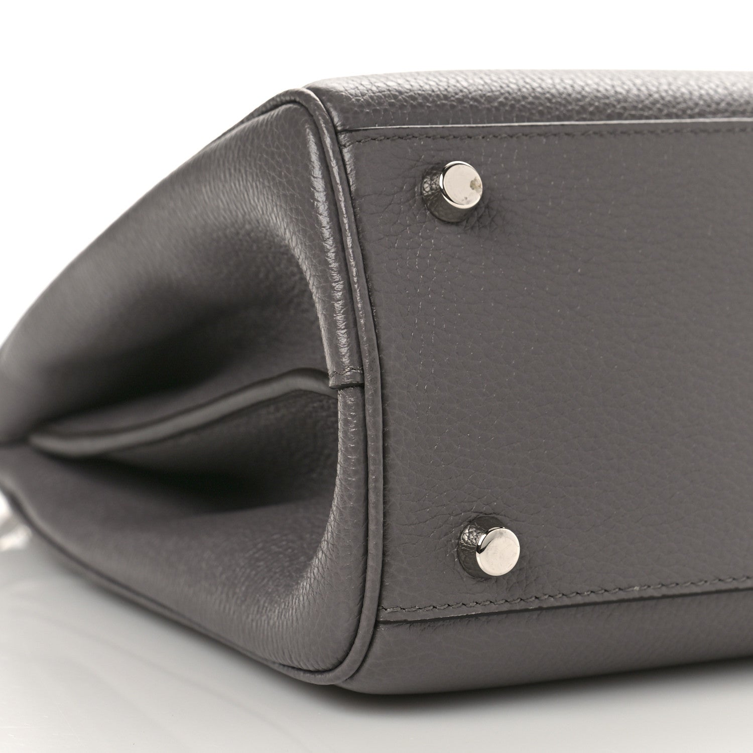 Gucci Grainy Calfskin Small Zumi Top Handle Bag Dusty Grey 9 of 11