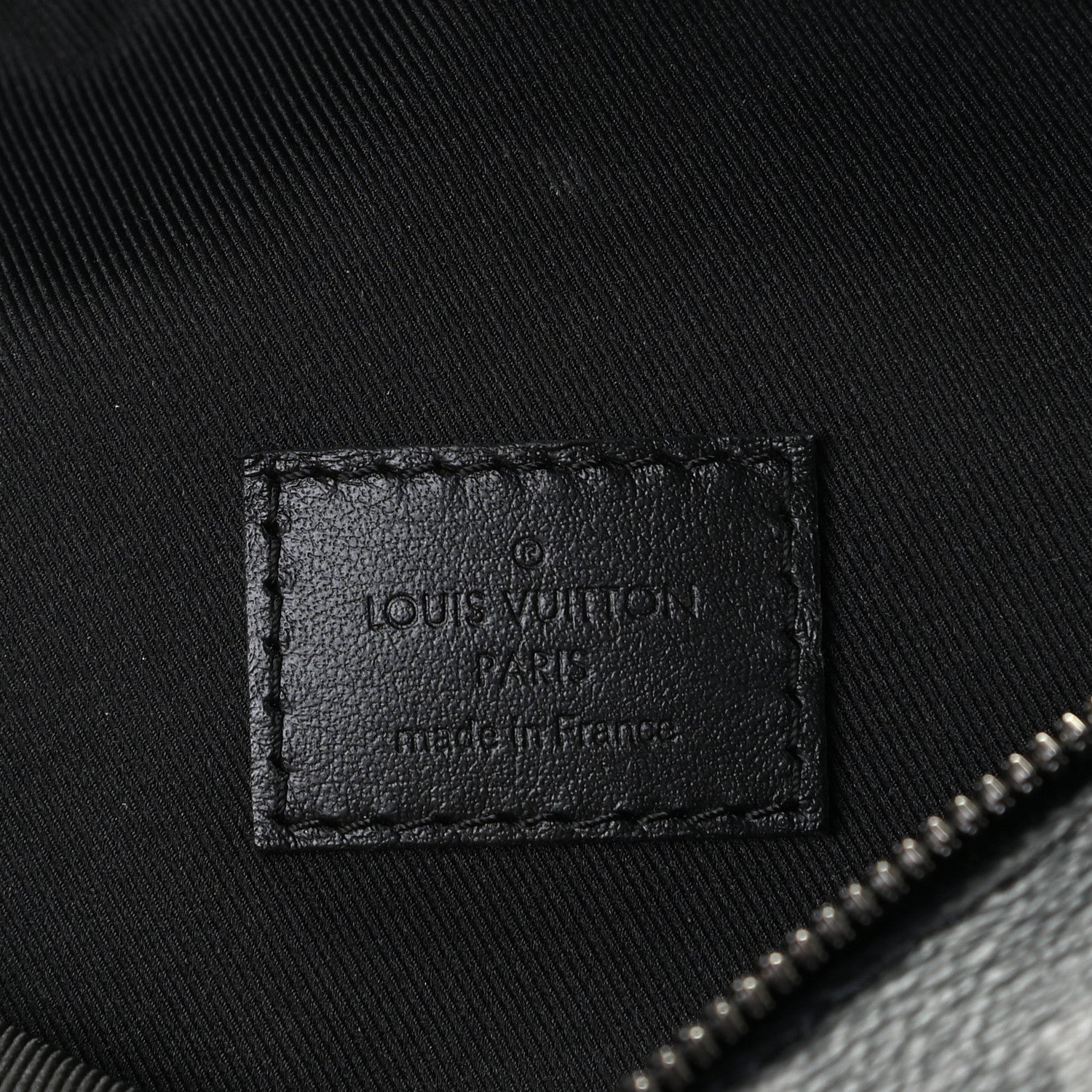 Louis Vuitton Monogram Eclipse Discovery Bumbag 6 of 8