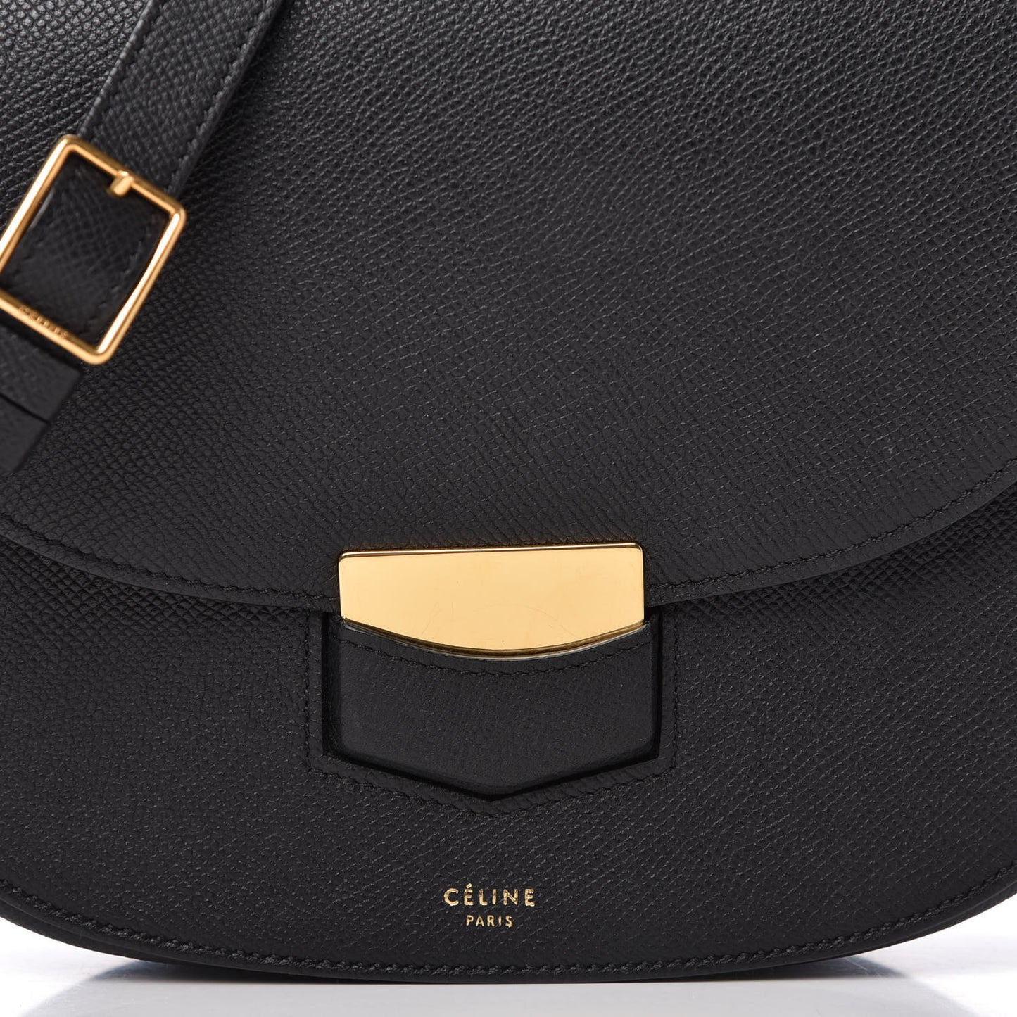 Grained Calfskin Compact Trotteur Black