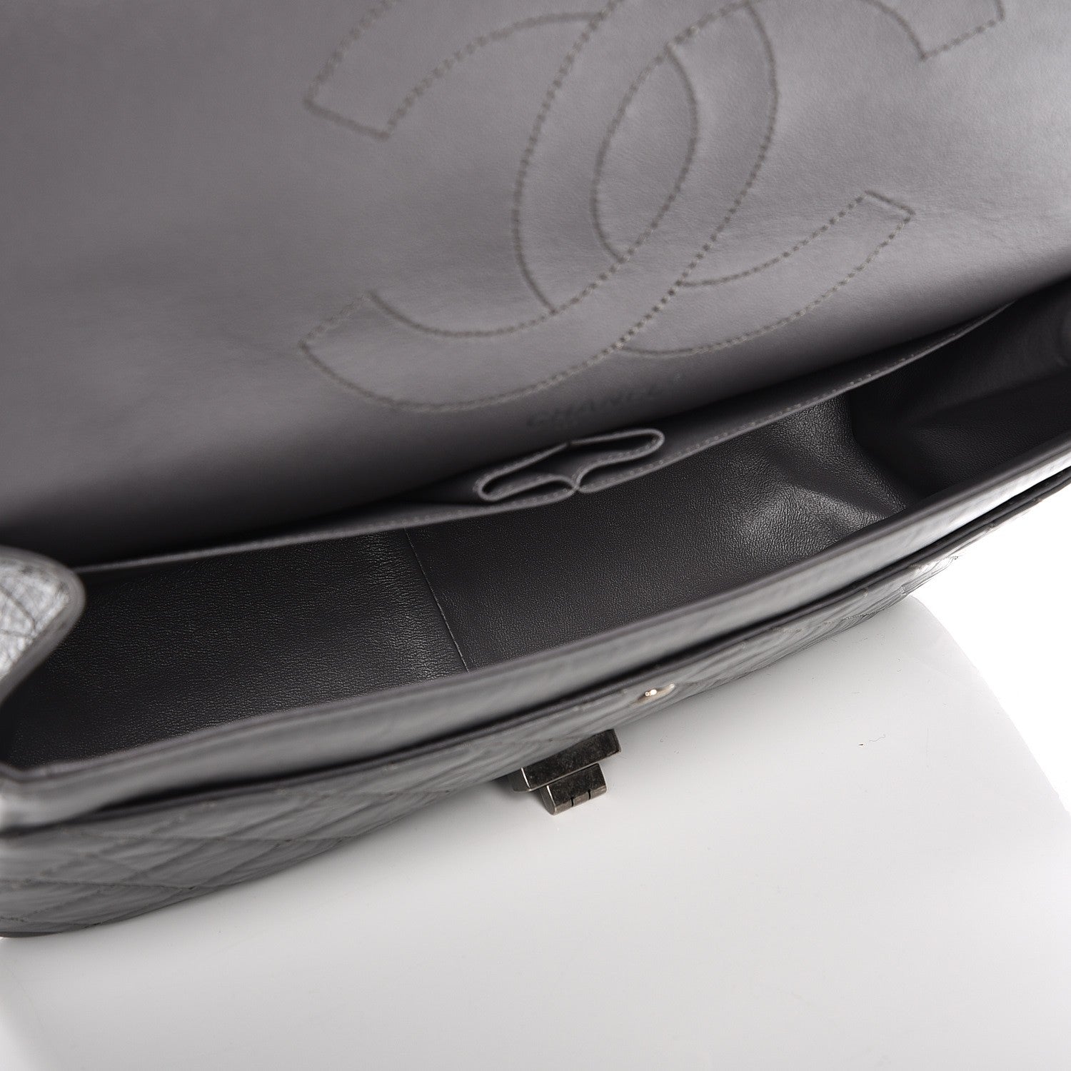 Chanel Aged Calfskin Quilted 2.55 Reissue 227 Flap Grey 5 of 7