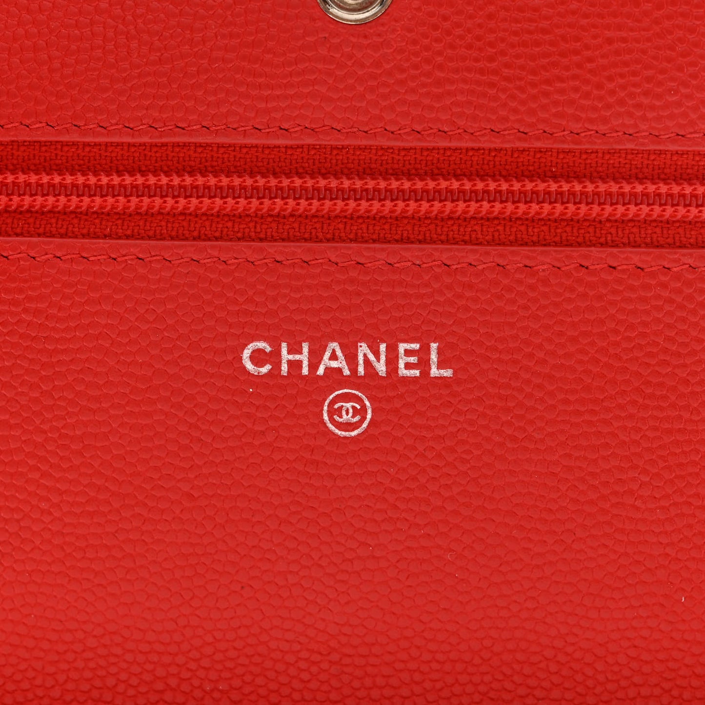 Caviar Flat Chevron Quilted Wallet On Chain WOC Red