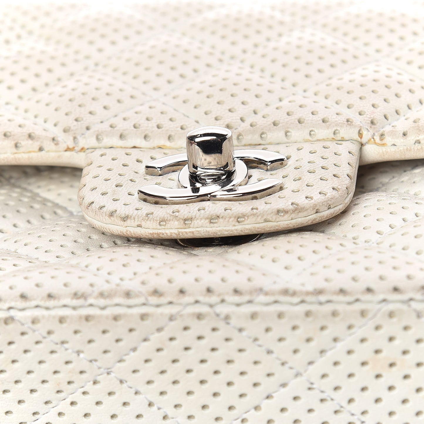 Lambskin Perforated Medium Double Flap White