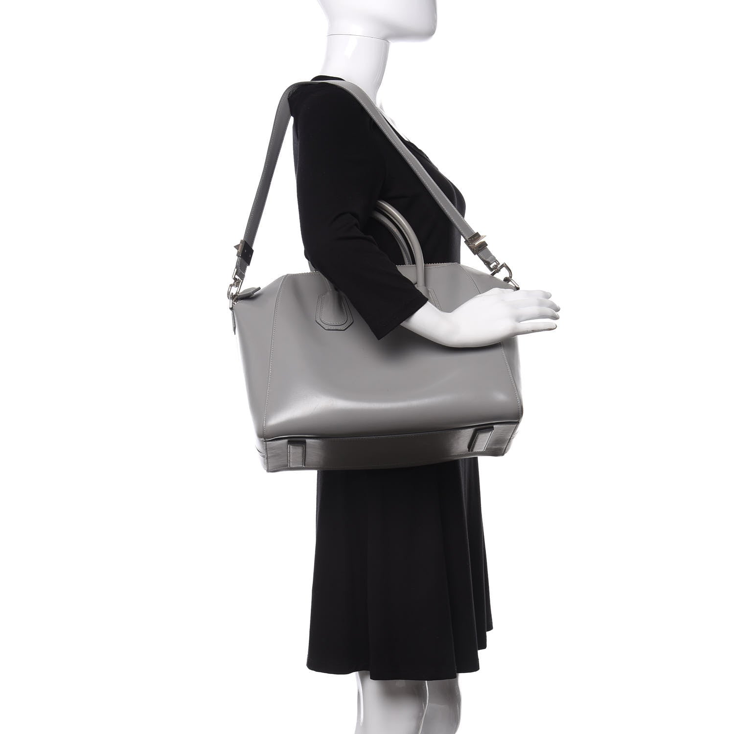 Givenchy Shiny Lord Calfskin Medium Antigona Pearl Grey 2 of 13