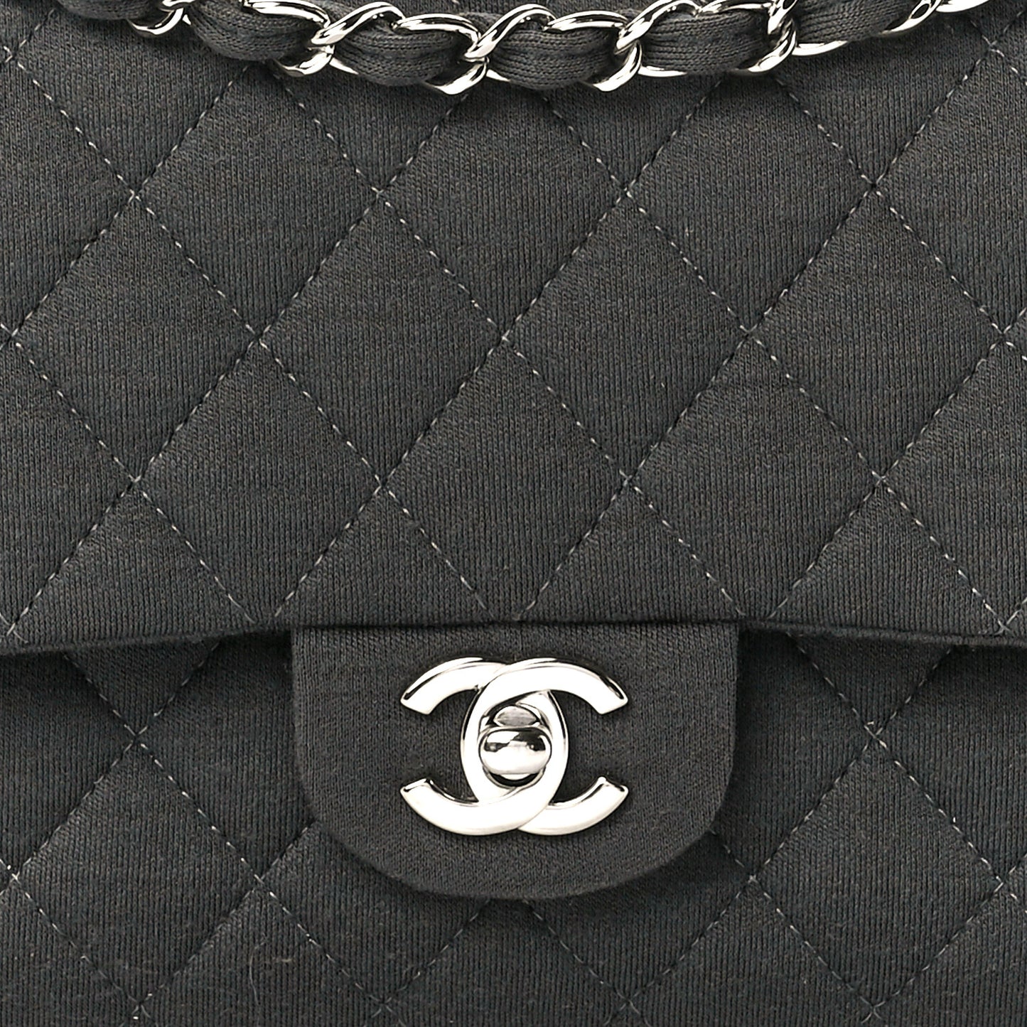 Jersey Quilted Medium Double Flap Grey