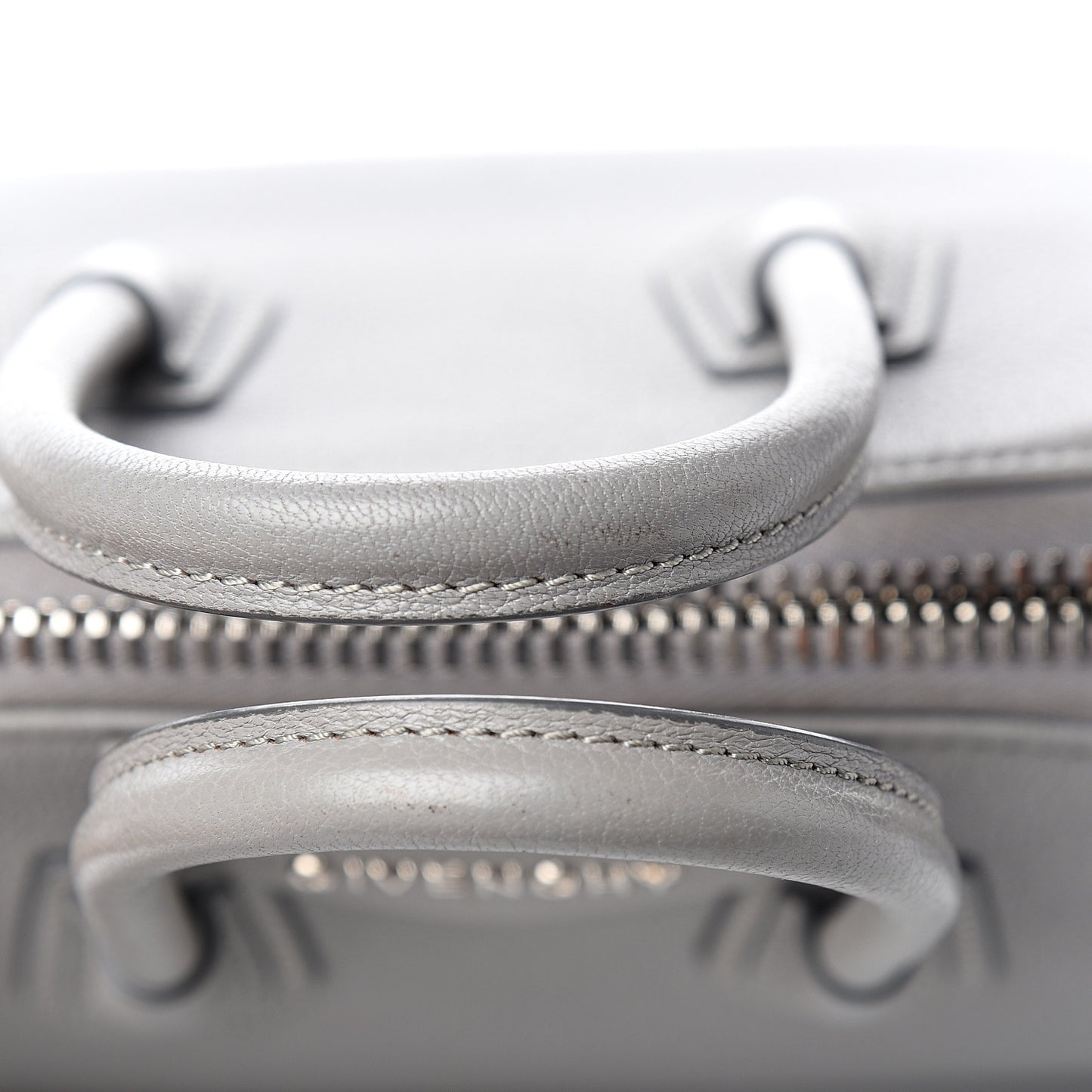 Sugar Goatskin Mini Antigona Pearl Grey