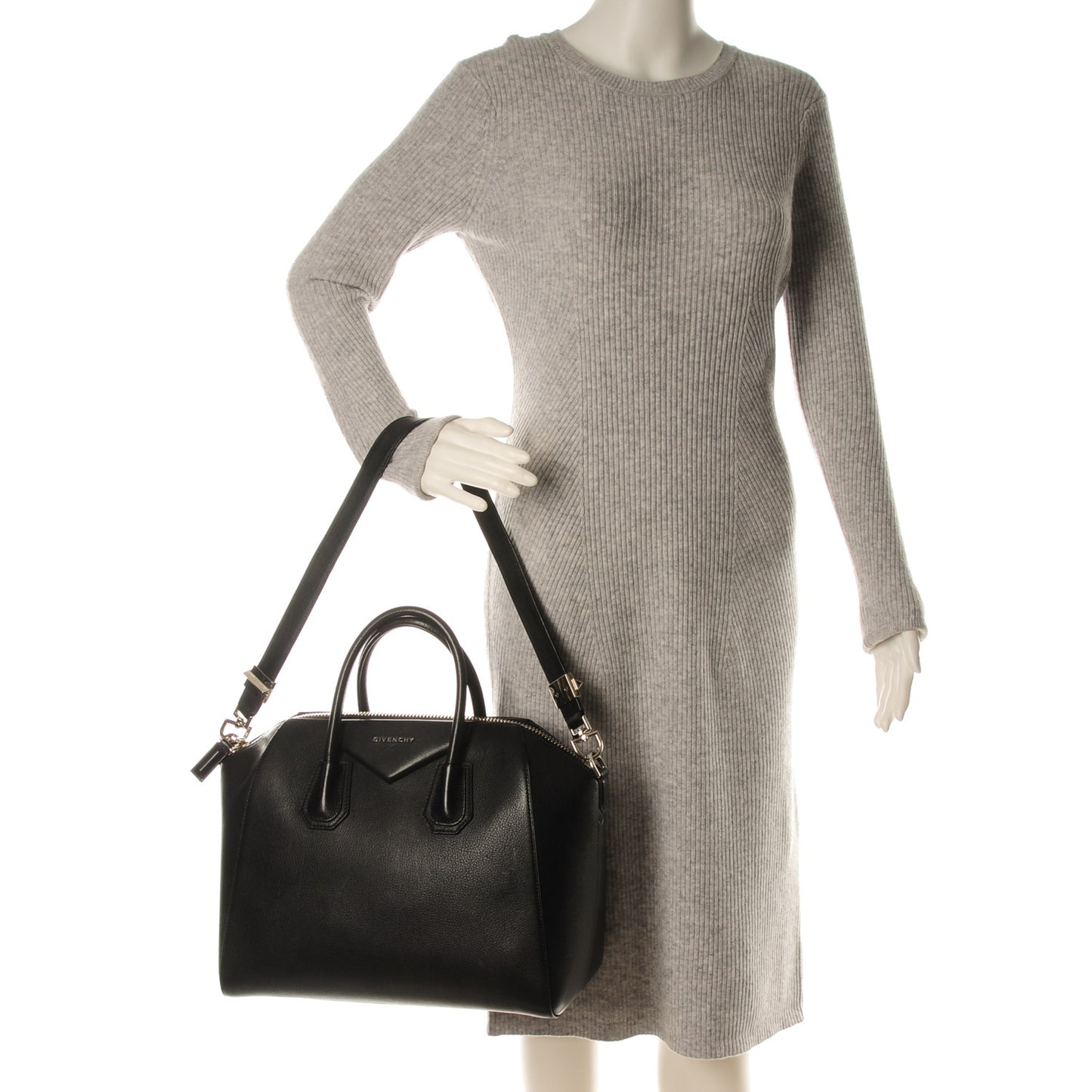 Sugar Goatskin Medium Antigona Black