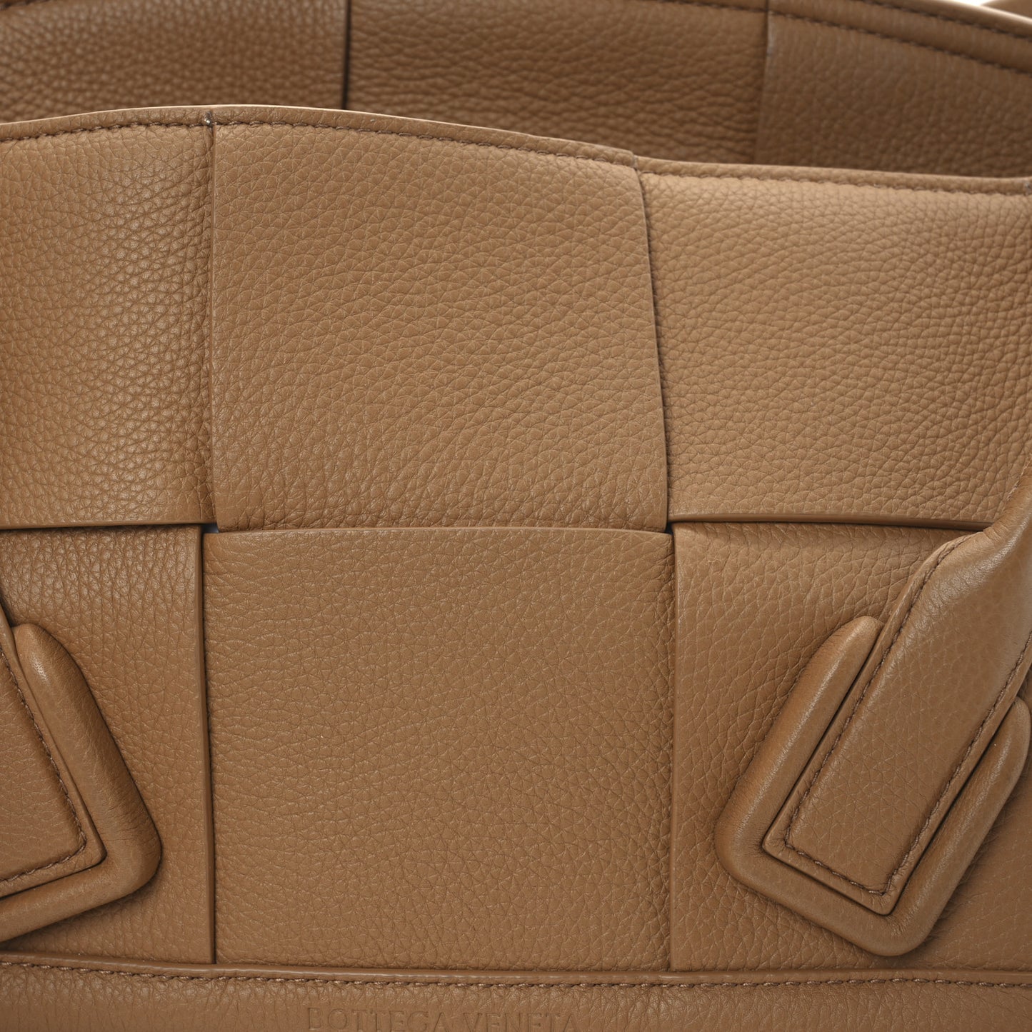 Grained Calfskin Maxi Intrecciato Arco 33 Caramel