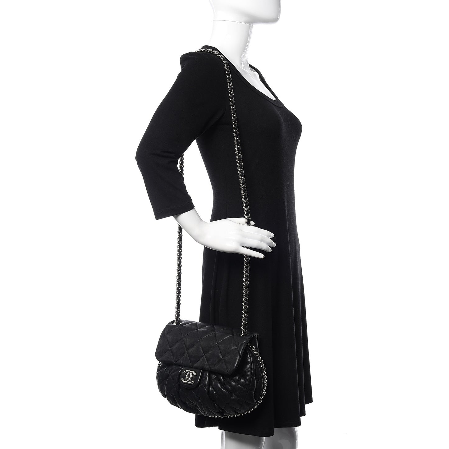 Washed Lambskin Quilted Medium Chain Around Messenger Black