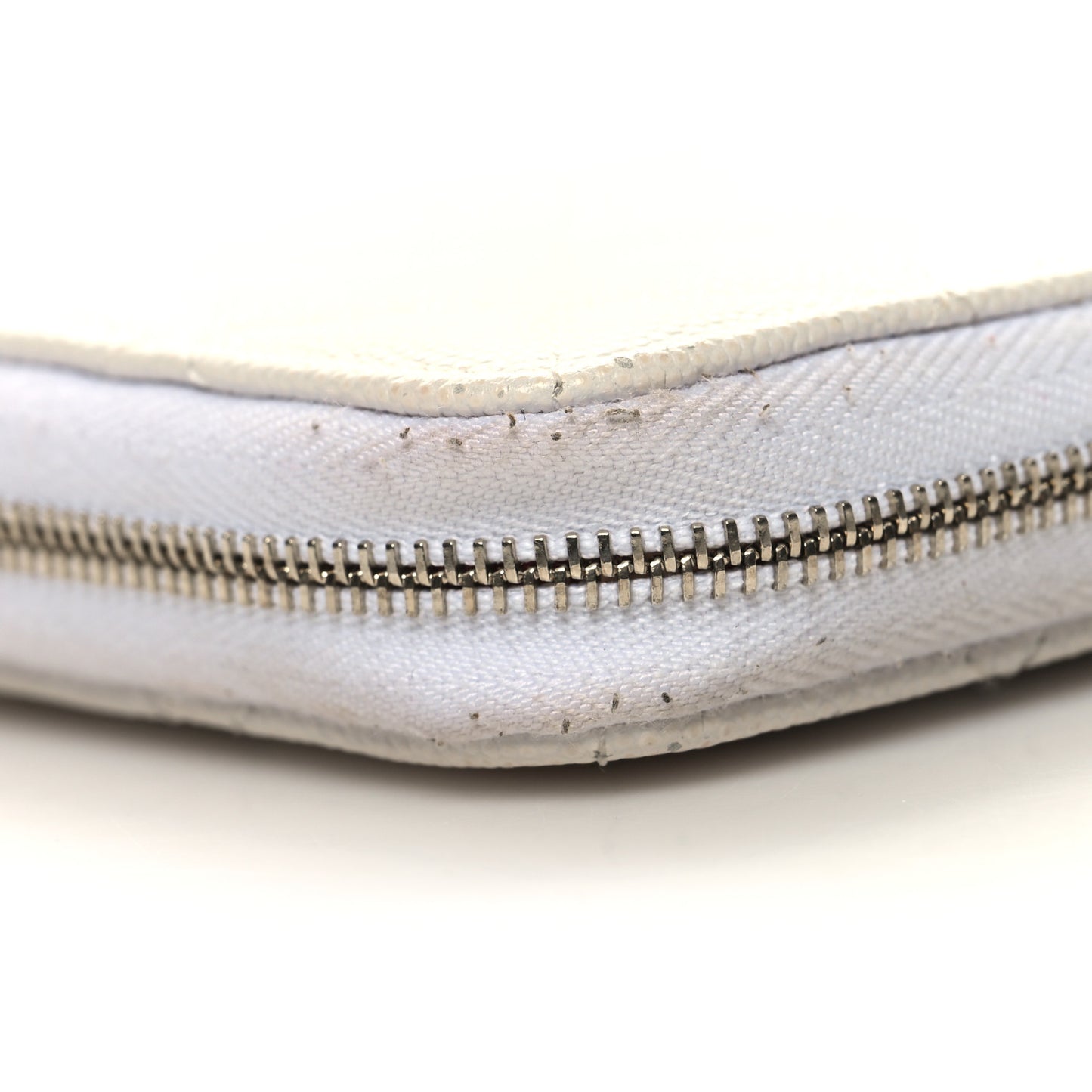 Caviar Quilted Perforated CC Zip Wallet White