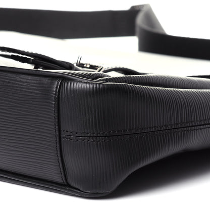 Louis Vuitton Epi Christopher Messenger Black 8 of 10