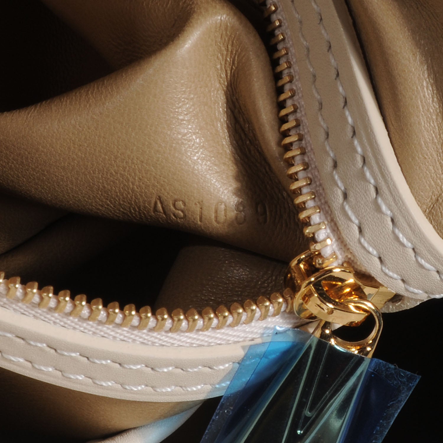 Louis Vuitton Calfskin Sac Louis White 10 of 11