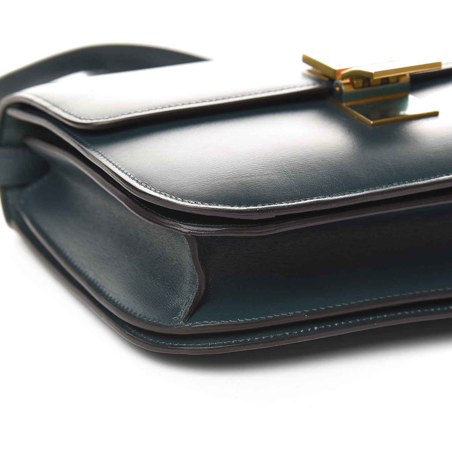 Box Calfskin Classic Box Medium Flap Bag Amazone