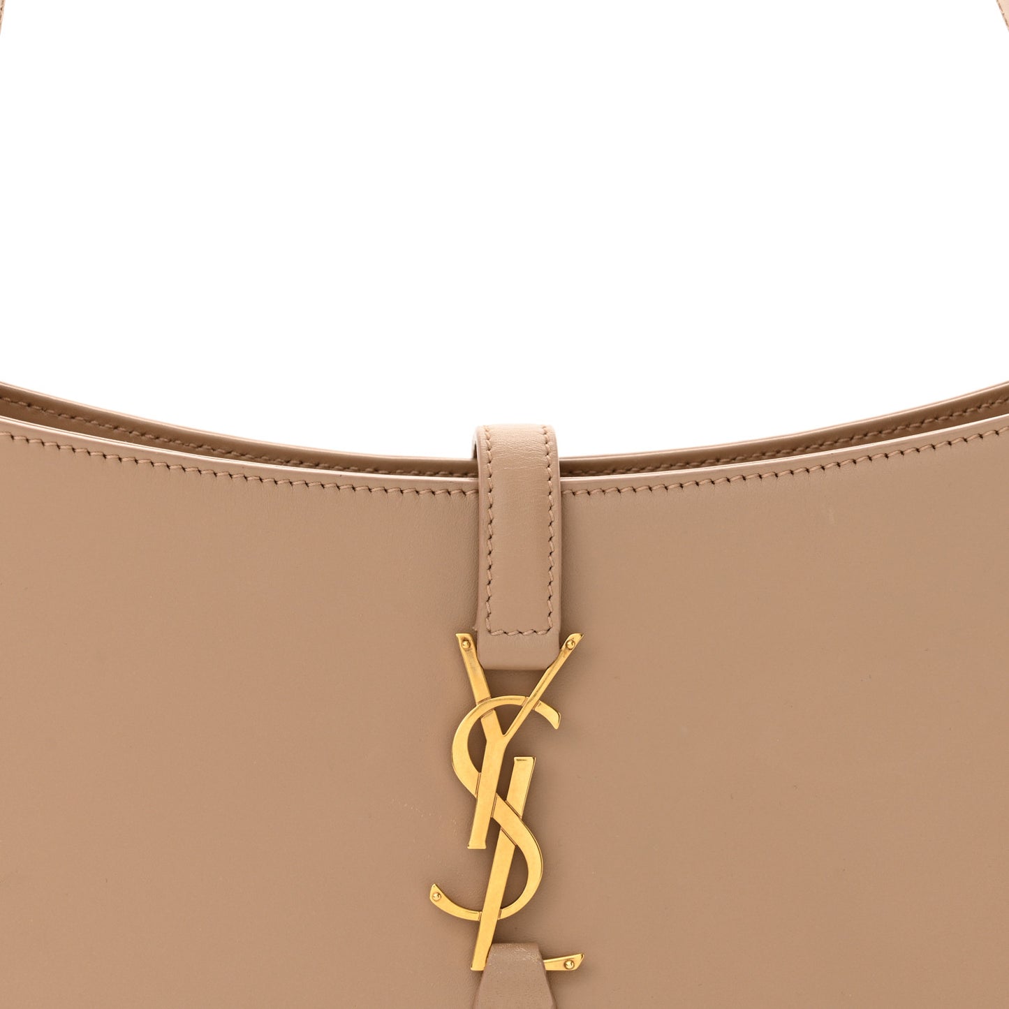 Smooth Calfskin Le 5 A 7 Hobo Dark Beige