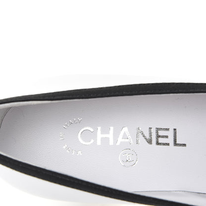 Chanel Lambskin Grosgrain Cap Toe CC Pumps 37 White Black 7 of 10