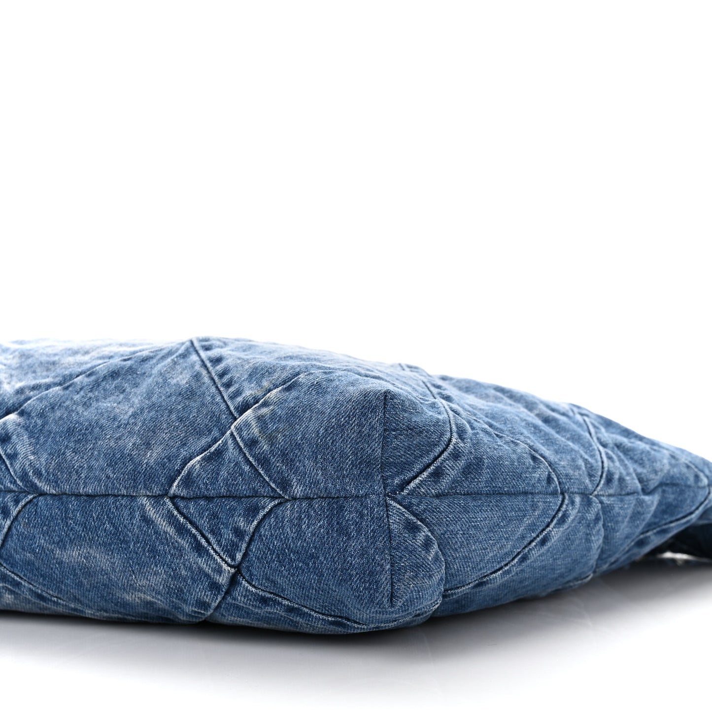 Denim Quilted Chanel 22 Blue