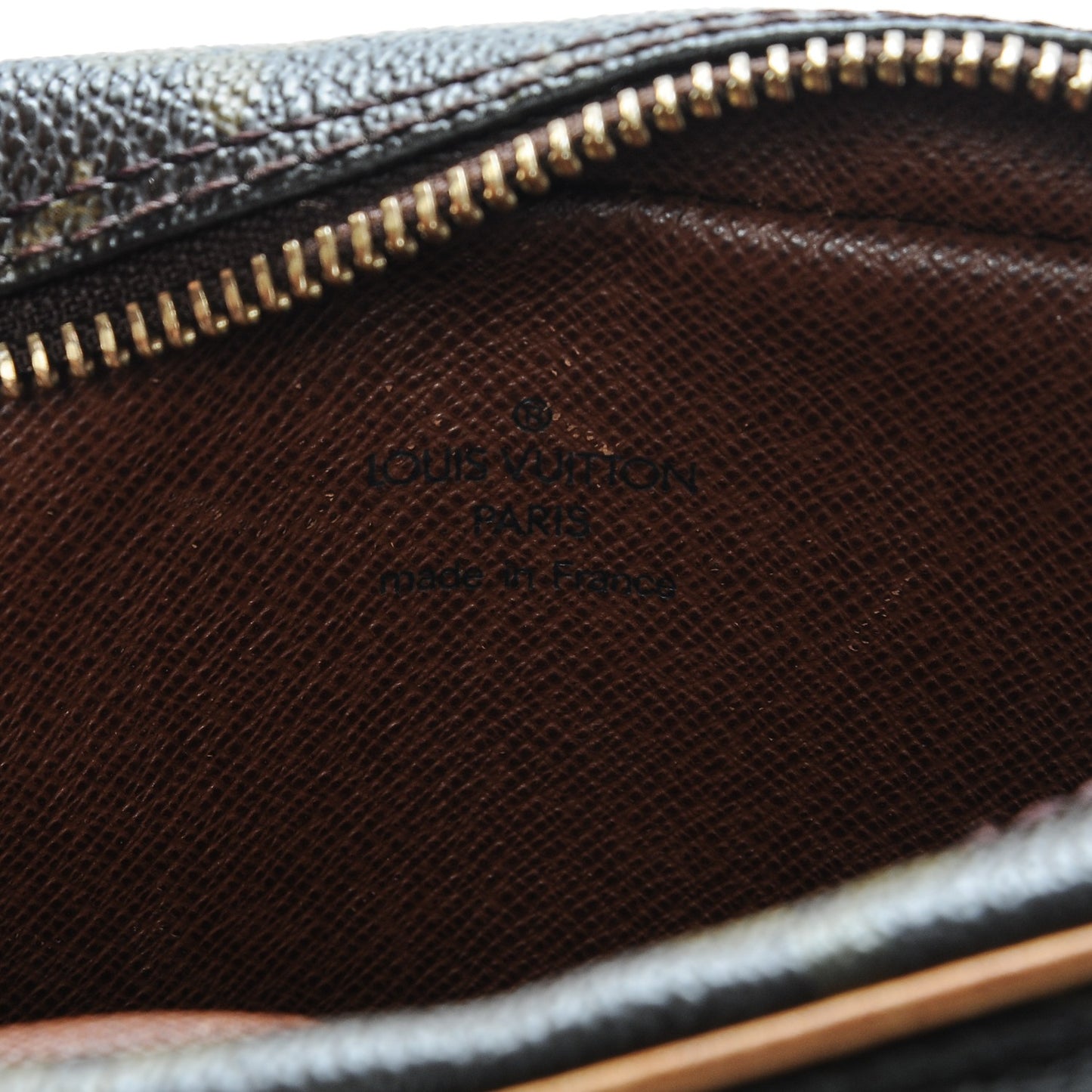 Monogram Amazone