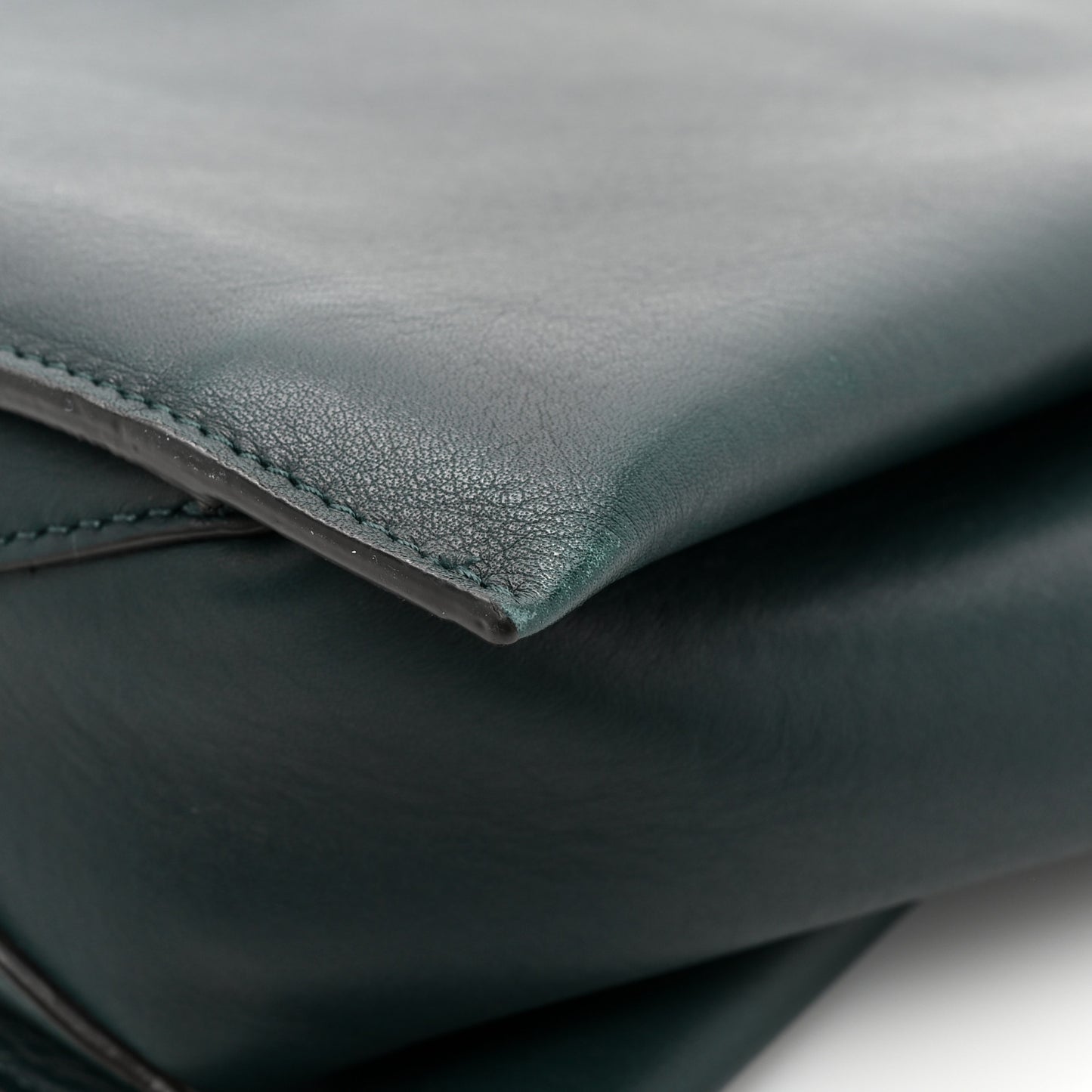 Smooth Calfskin Tri-Fold Clutch on Chain Bottle Green