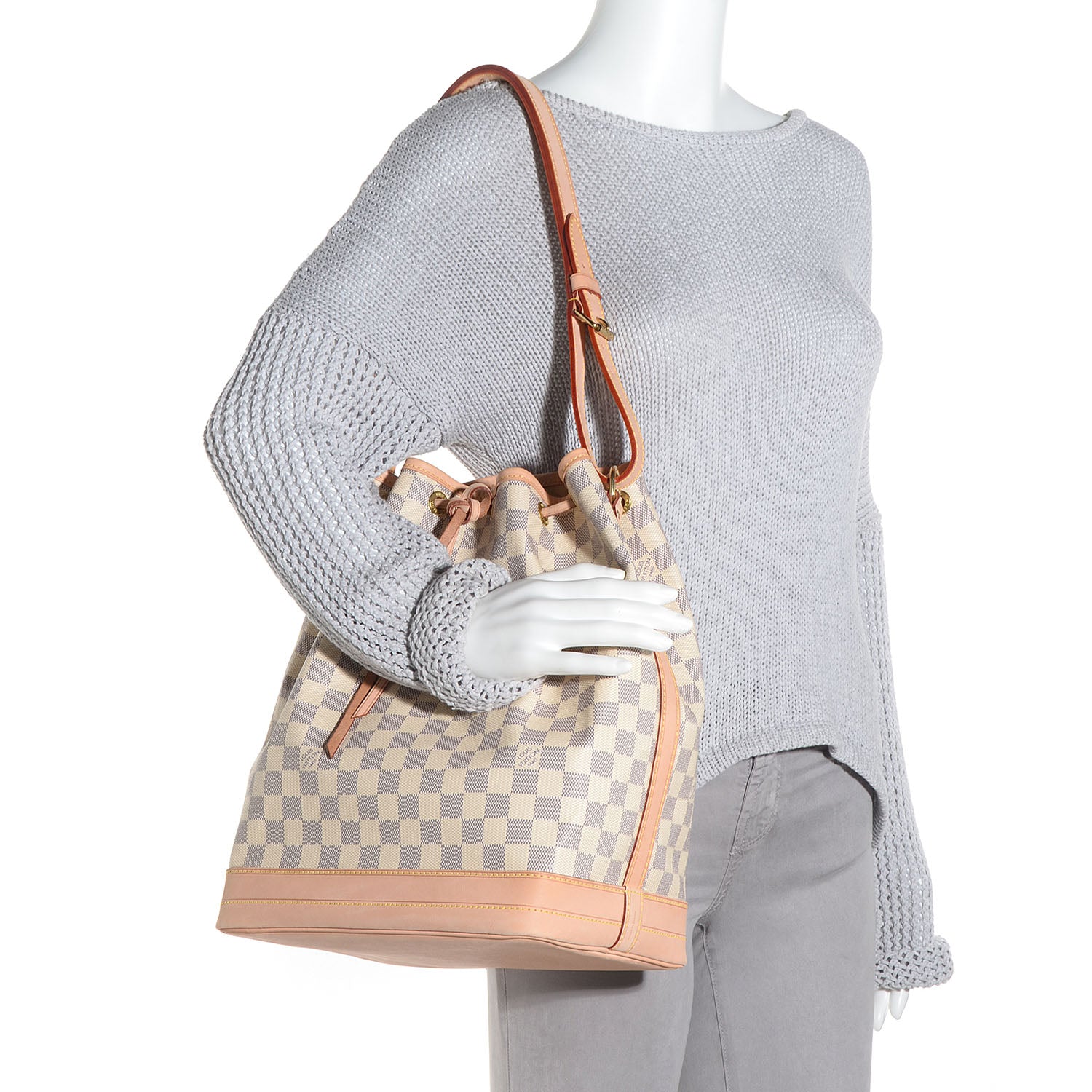 Louis Vuitton Damier Azur Noe 2 of 9