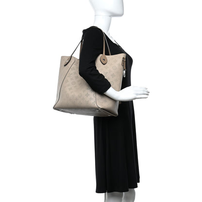 Louis Vuitton Mahina Hina MM Galet 2 of 10