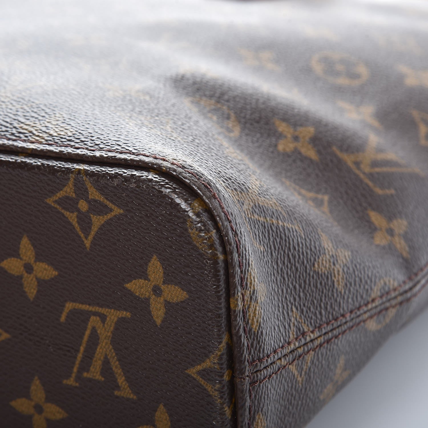 Louis Vuitton Monogram Luco 15 of 16