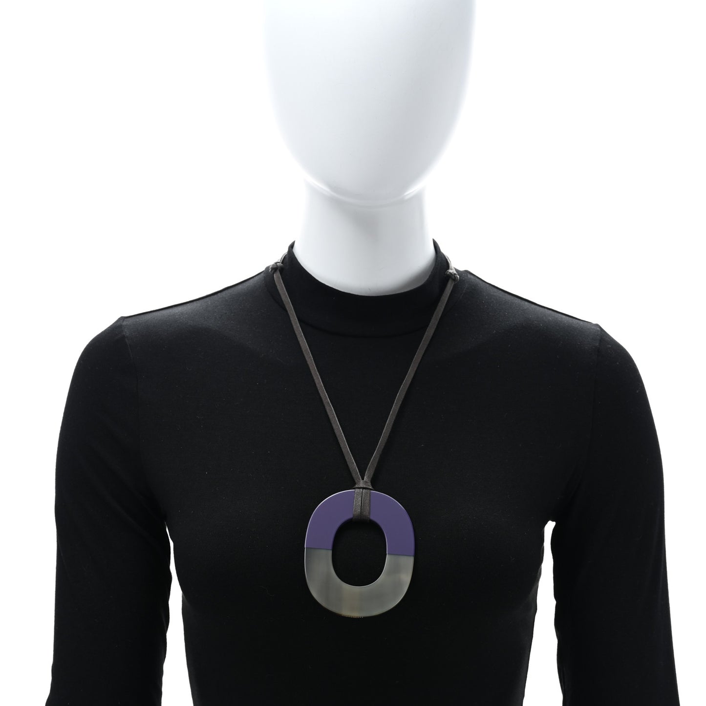 Buffalo Horn Isthme Pendant Necklace