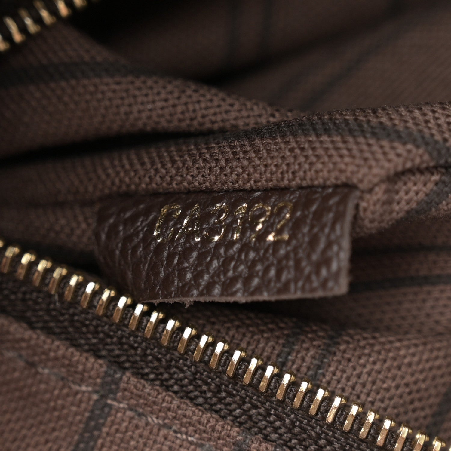 Louis Vuitton Empreinte Artsy MM Ombre 7 of 10