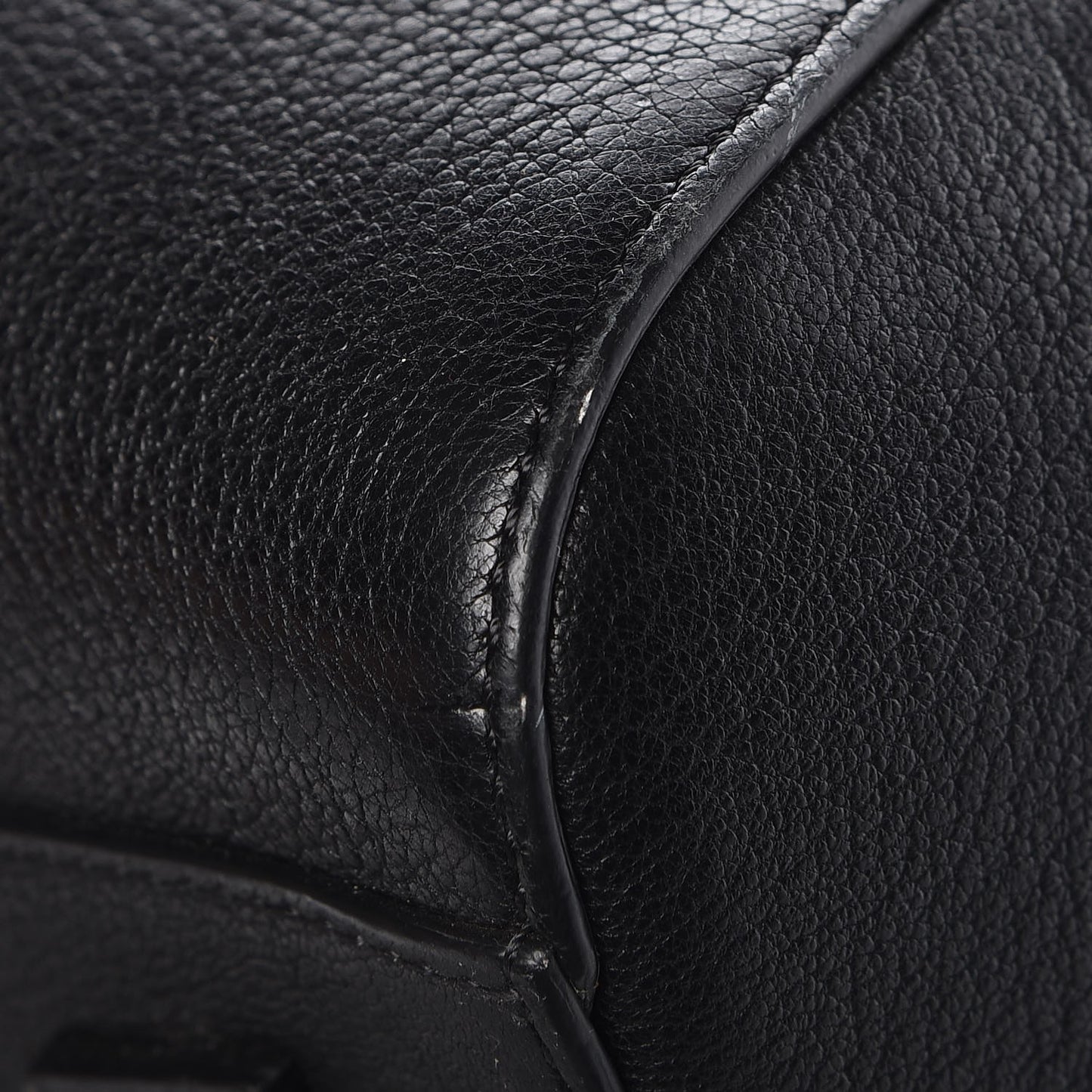 Sugar Goatskin Medium Antigona Black