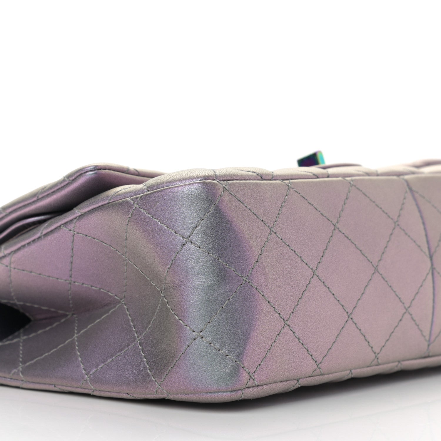 Chanel Iridescent Lambskin Quilted 2.55 Reissue 226 Flap Light Purple 9 of 13
