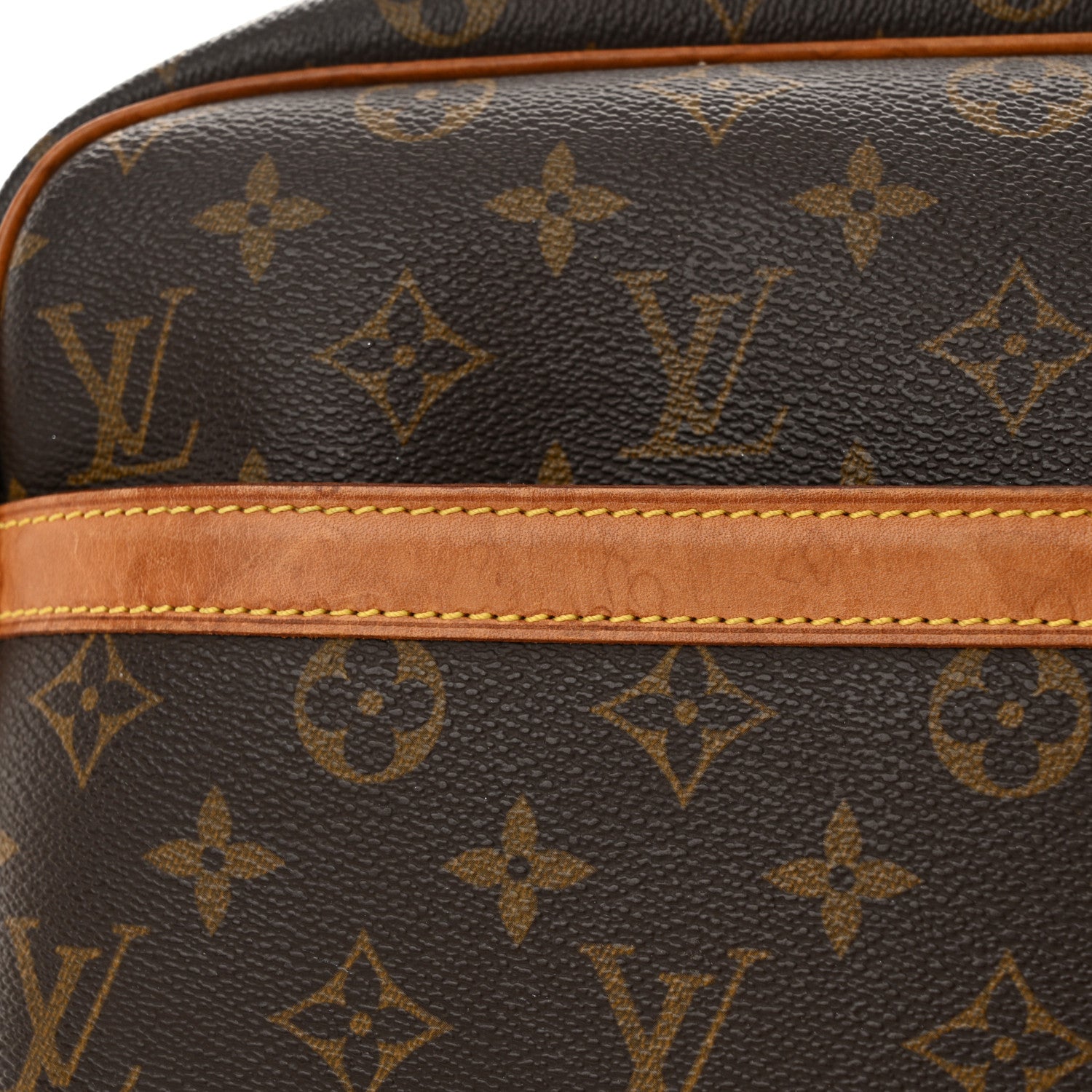 Louis Vuitton Monogram Reporter GM 14 of 17