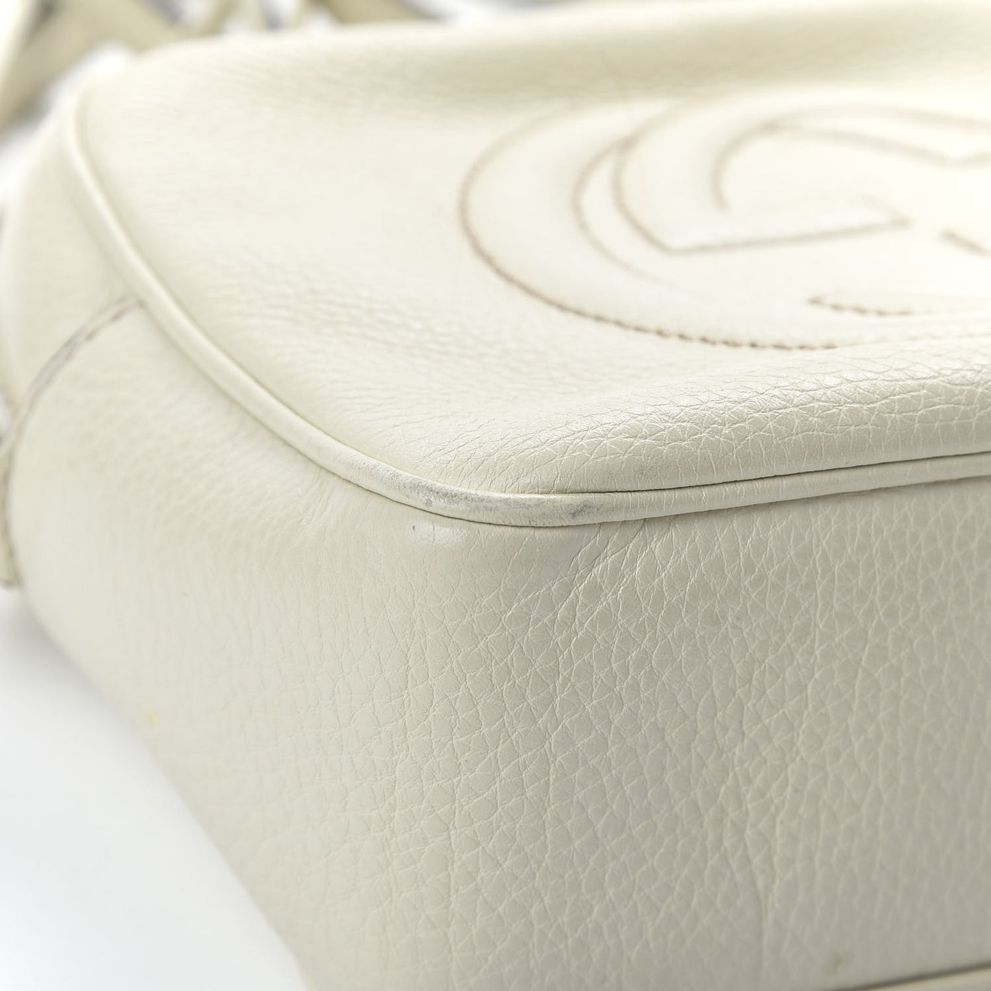Pebbled Calfskin Small Soho Disco Bag Off White