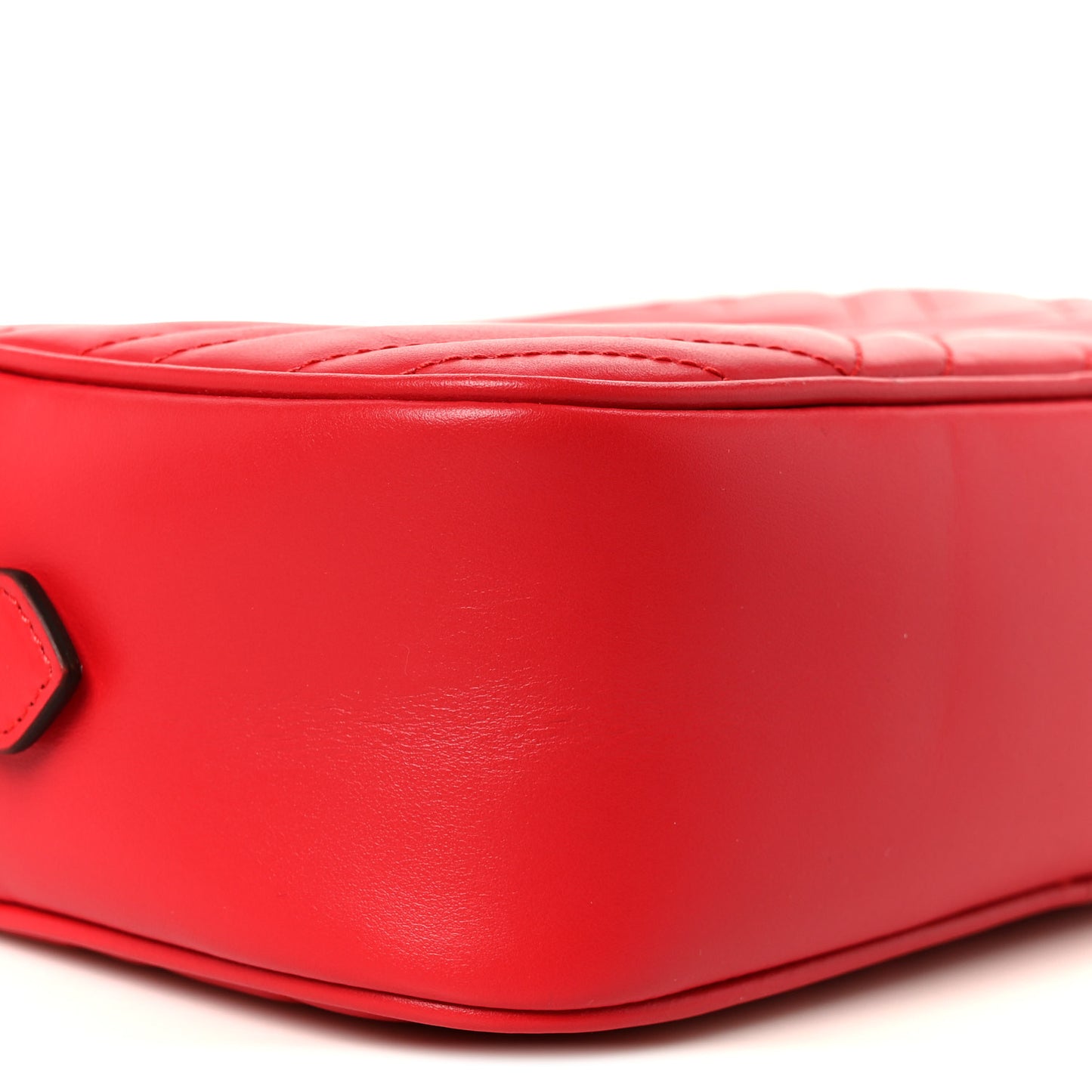Calfskin Matelasse Small GG Marmont Chain Shoulder Bag Hibiscus Red
