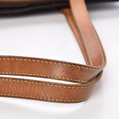 Louis Vuitton Monogram Cabas Mezzo 14 of 27