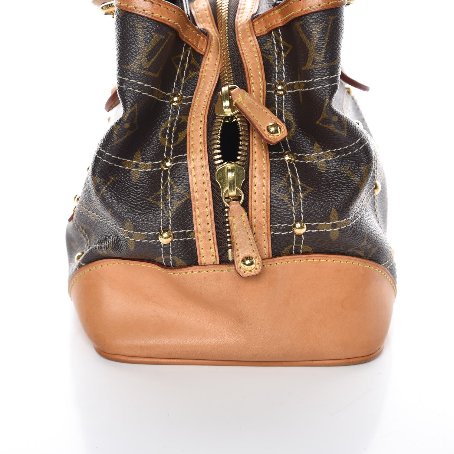 Louis Vuitton Monogram Riveting 19 of 20