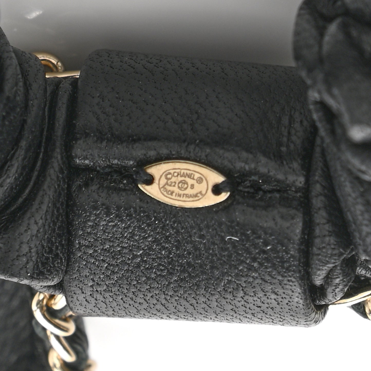 Lambskin Chain CC Hair Bow Tie Black Gold