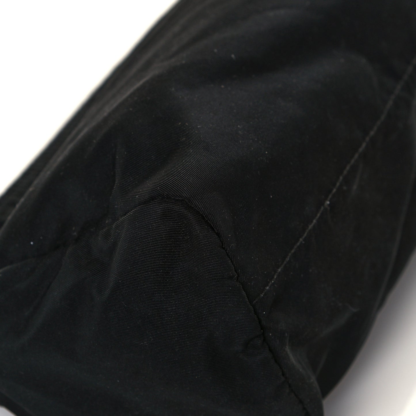 Nylon Tessuto Cosmetic Pouch Black
