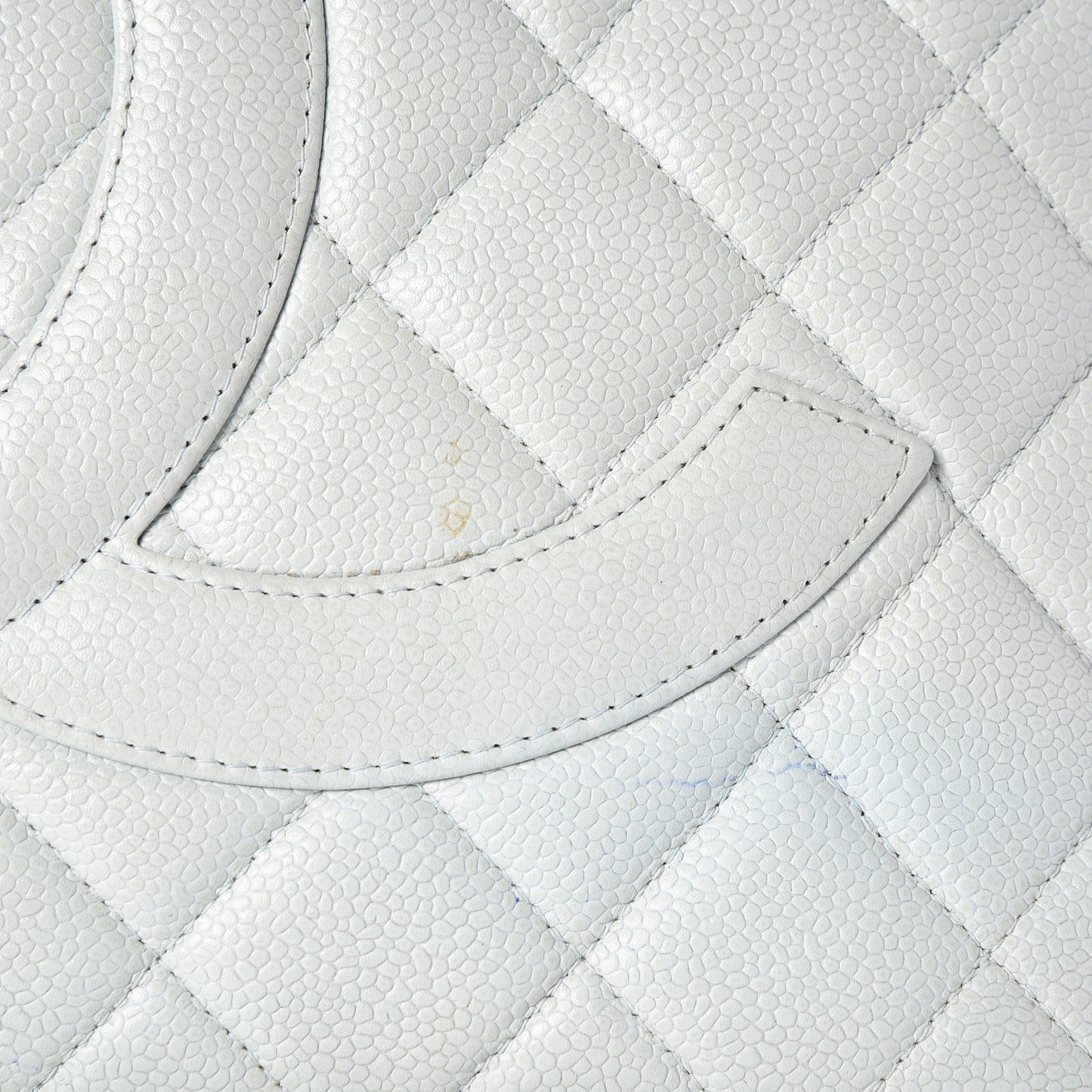 Caviar Quilted Medallion Tote Light Blue