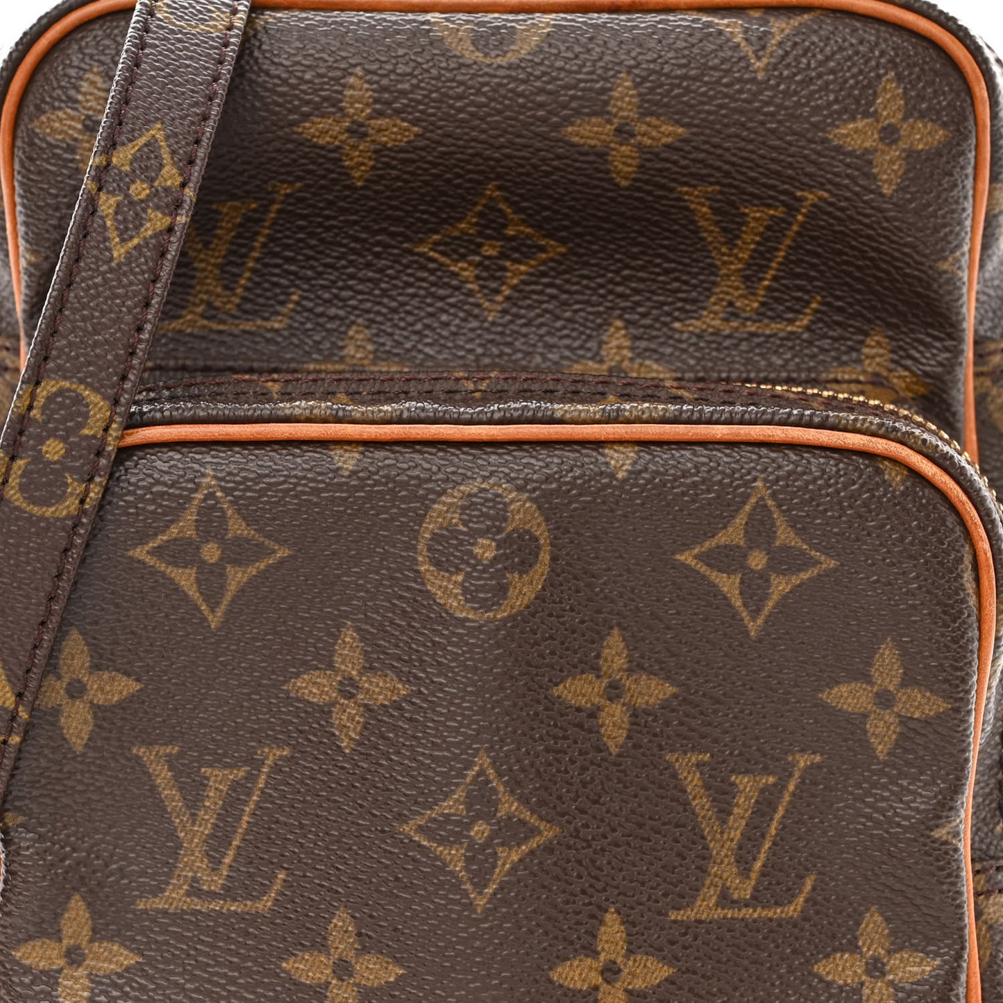 Monogram Amazone